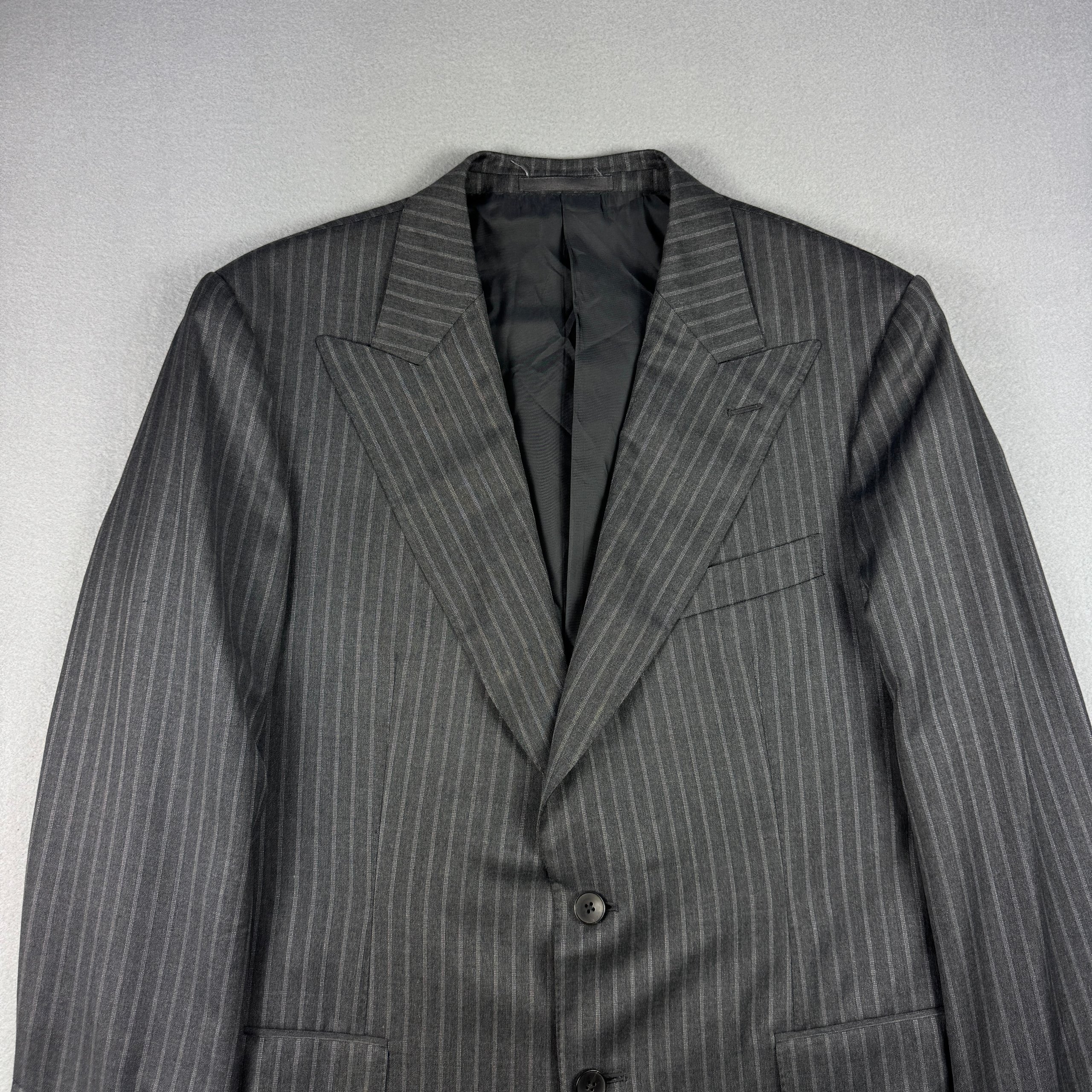 Gucci by Tom Ford Men`s Grey Stripe Wool Blazer Size 54R / XL-XXL image 2