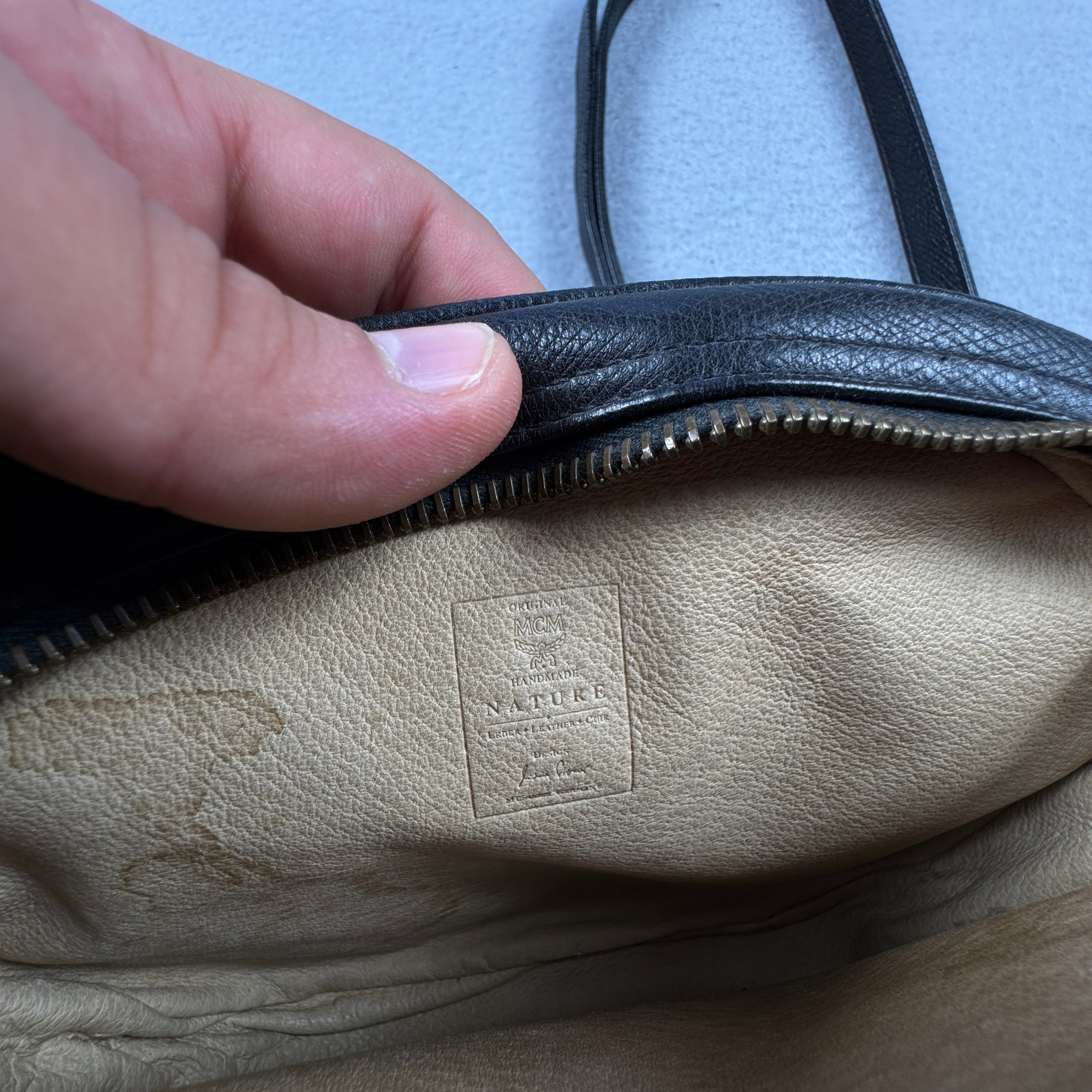Authentic MCM München 6474F Black Leather Crossbody Mini Bag One Size image 9