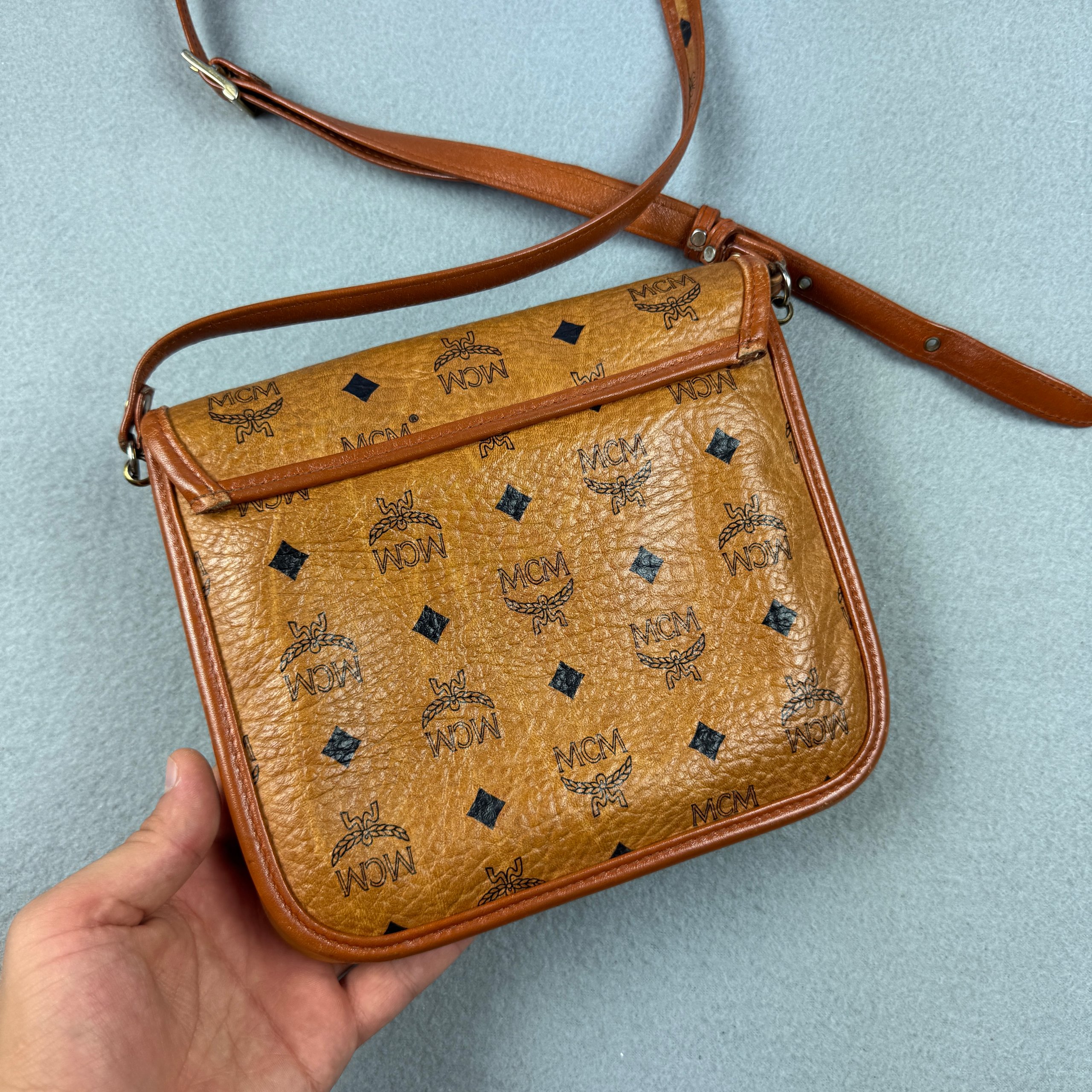 MCM München B6792 Brown Monogram Logo Crossbody Leather Bag One Size Vintage image 6