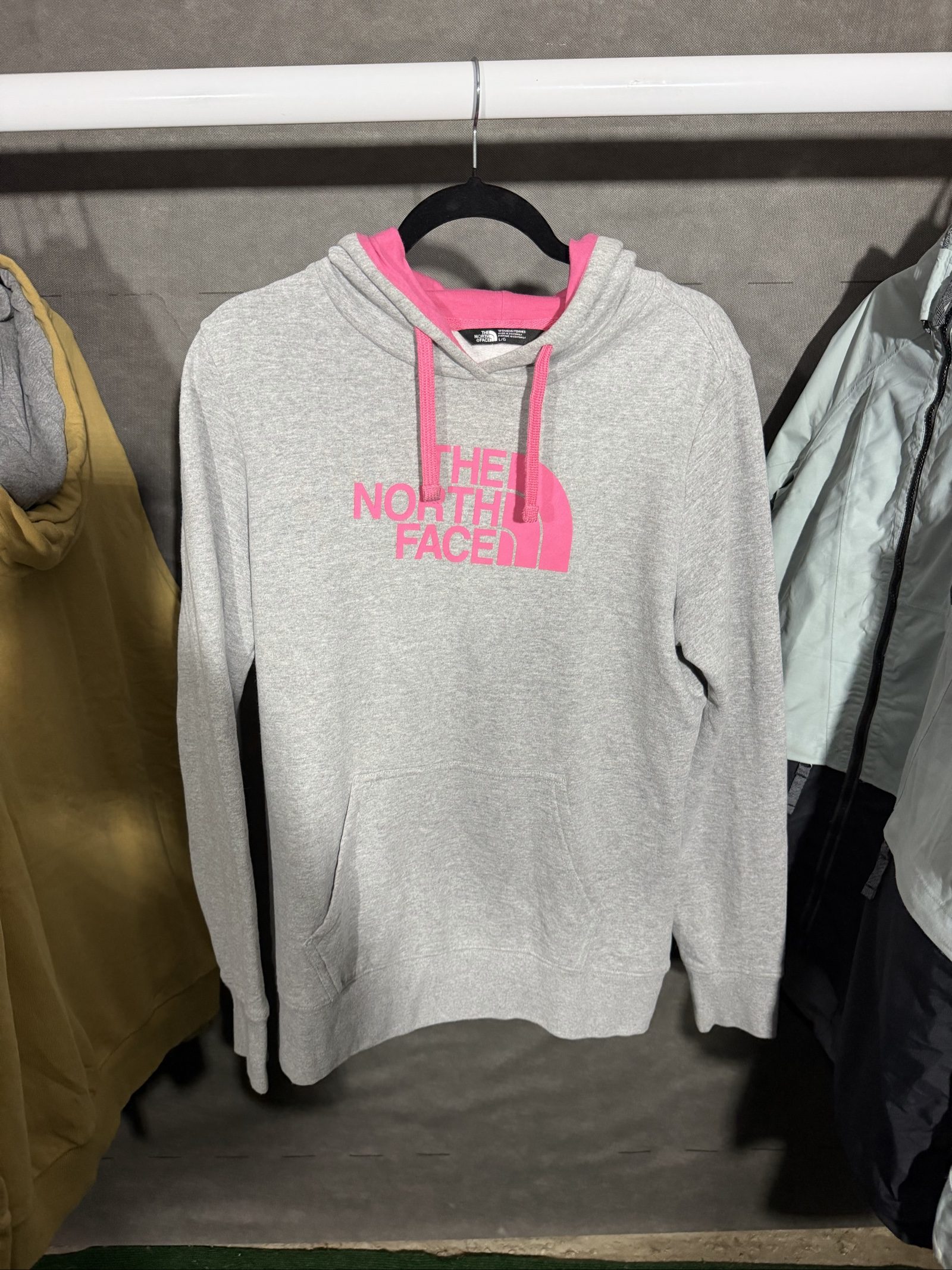 The North Face Women's Grey & Pink Hoodie Large