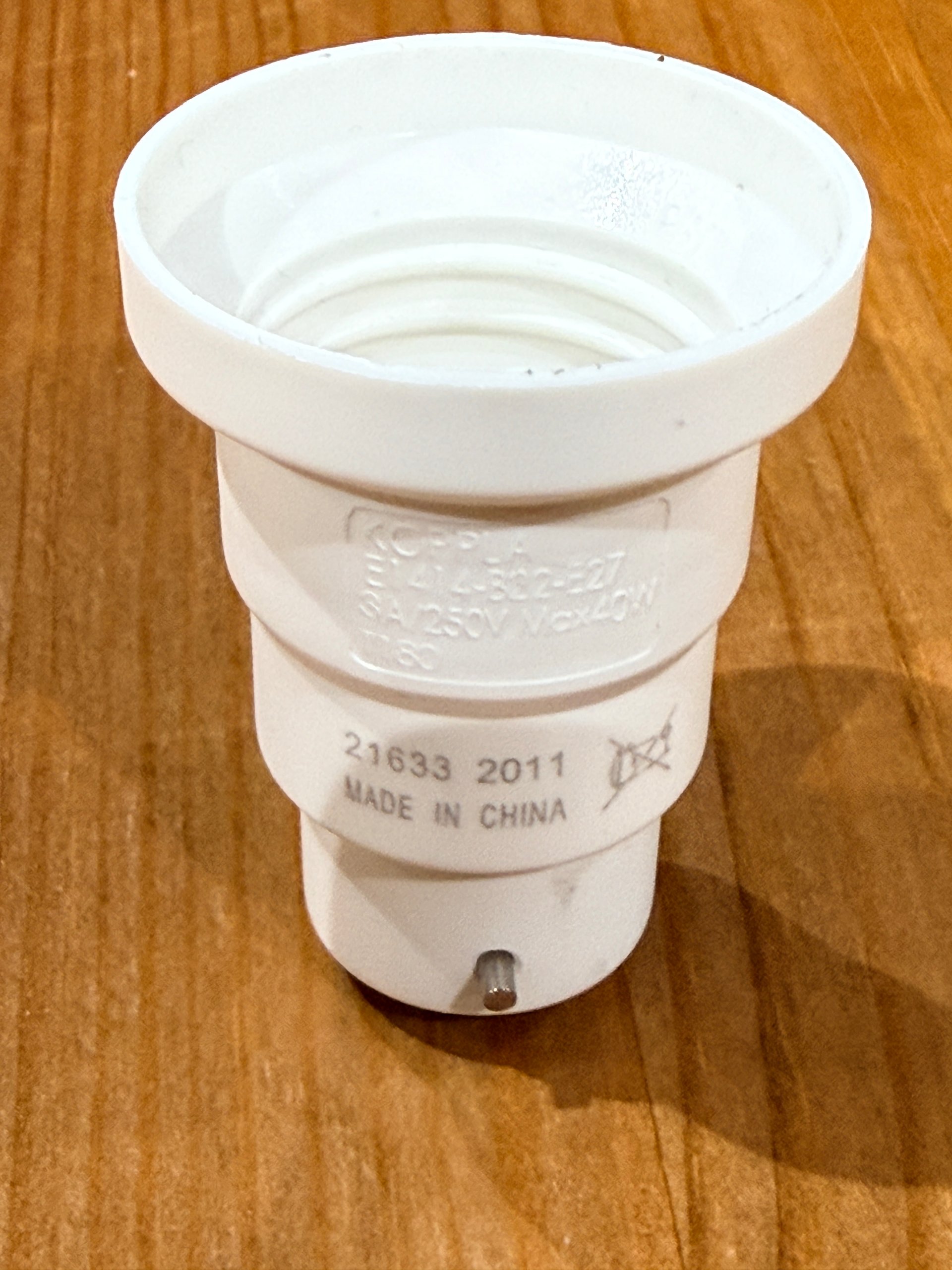 IKEA White GU10 to E27 Lampholder Adapter White Used image 4