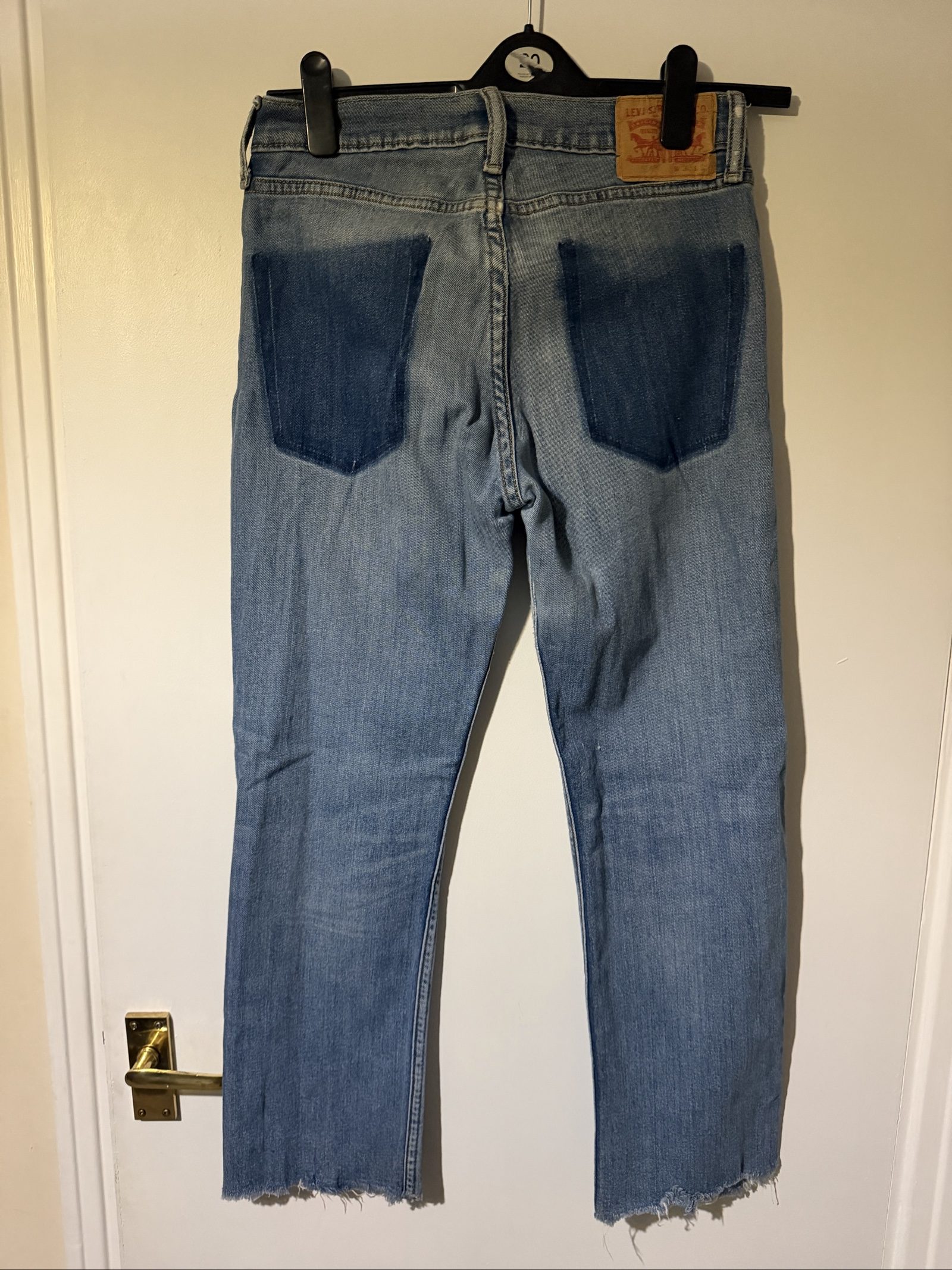 Levi's Blue Denim Jeans W30 L32 Raw Hem Classic Fit image 4