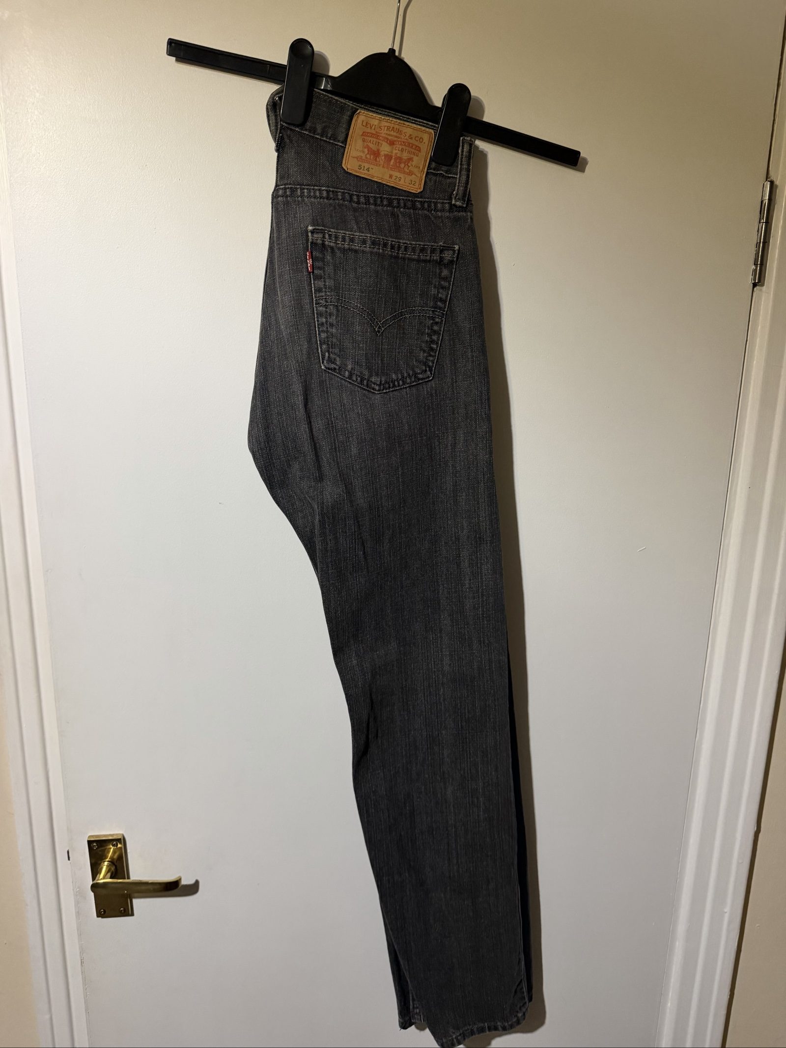 Levi's Men's Black 514 Straight Leg Jeans W29 L32