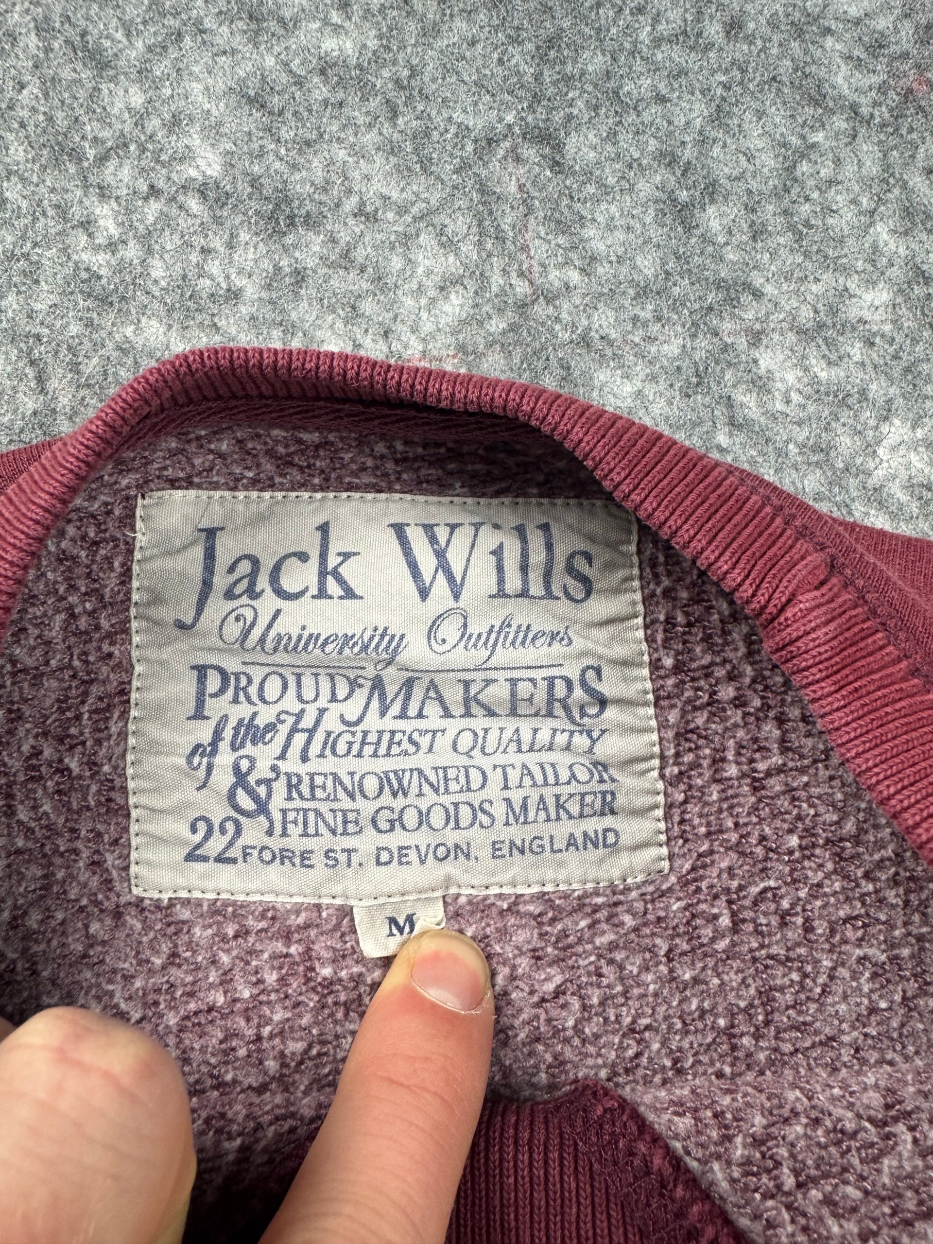 Jack Wills Burgundy Crew Sweatshirt Men’s Medium Number 2 Appliqué image 3