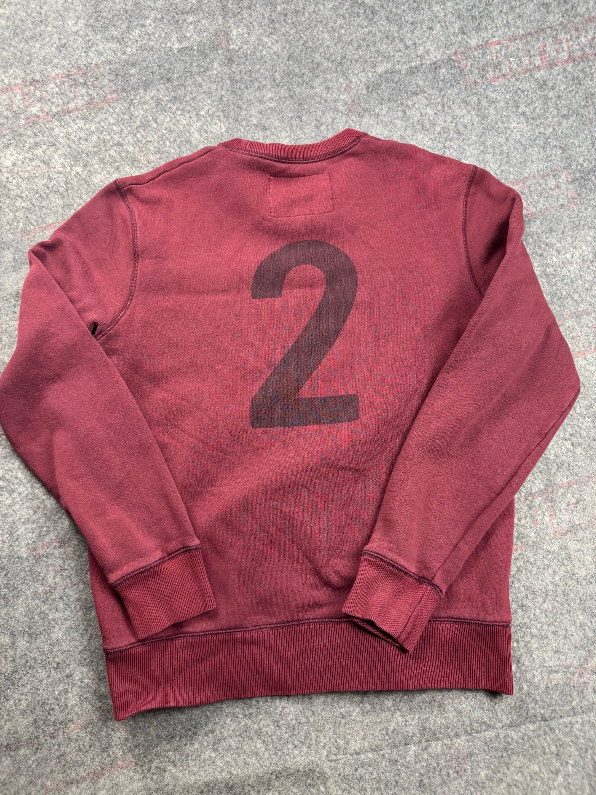 Jack Wills Burgundy Crew Sweatshirt Men’s Medium Number 2 Appliqué image 4