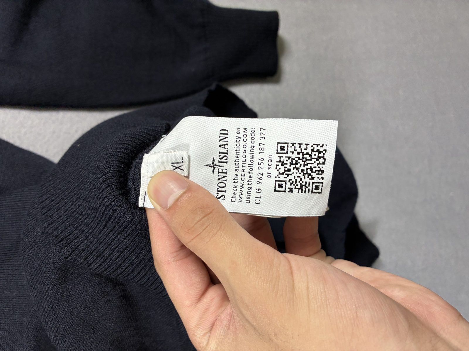 Stone Island Navy V-Neck Jumper XL Wool image 4