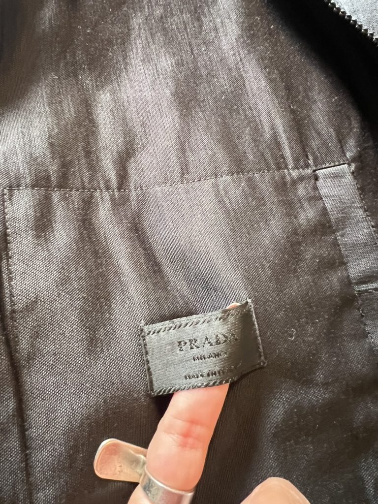 Prada Milano – Reversible technical cotton jacket – Black – Hooded – Very good condition – Original price €1,200 image 5