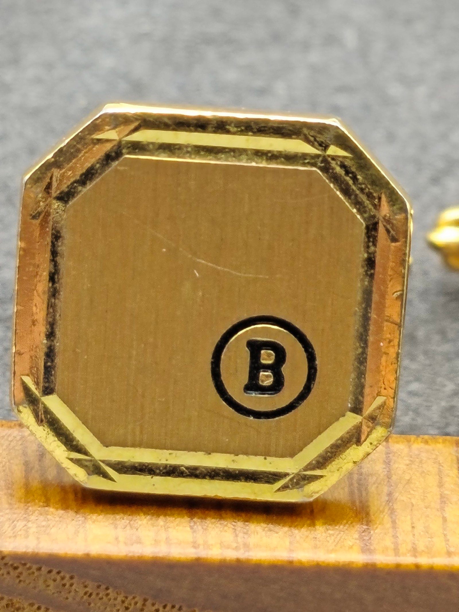 Bally Vintage Gold-tone B Logo Octagonal Cufflinks image 5