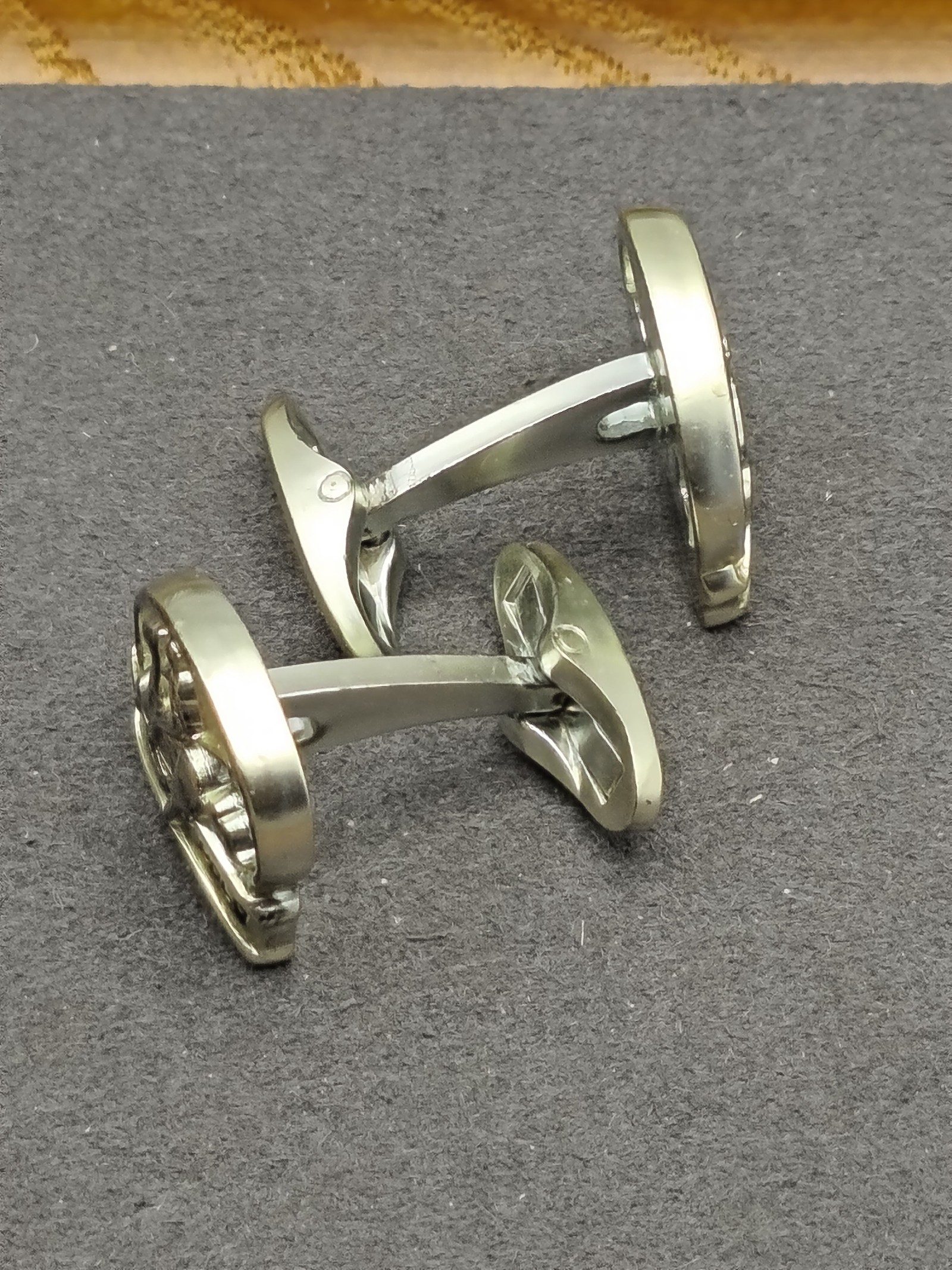 Lancel Silver tone Polo Tie Clip and Cufflinks Set image 8