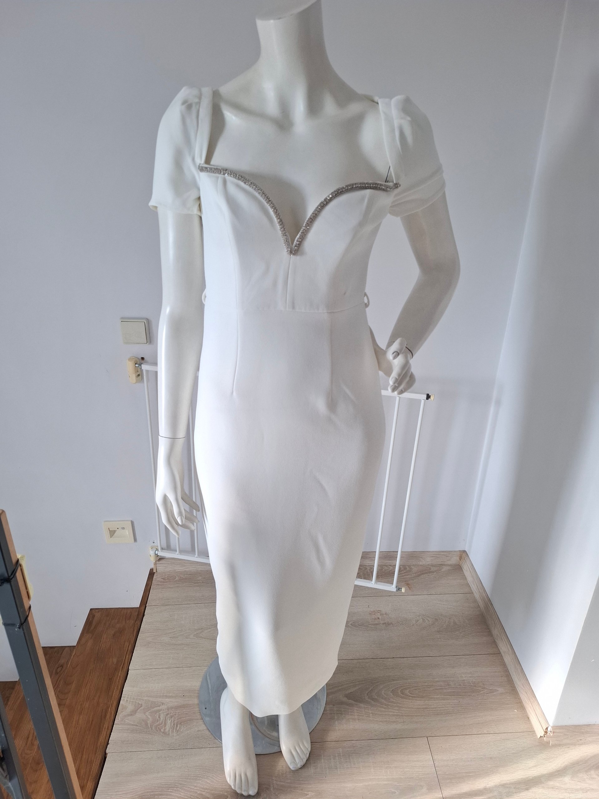 New Self-Portrait White Crystal-Embellished Sweetheart Midi Dress S image 9