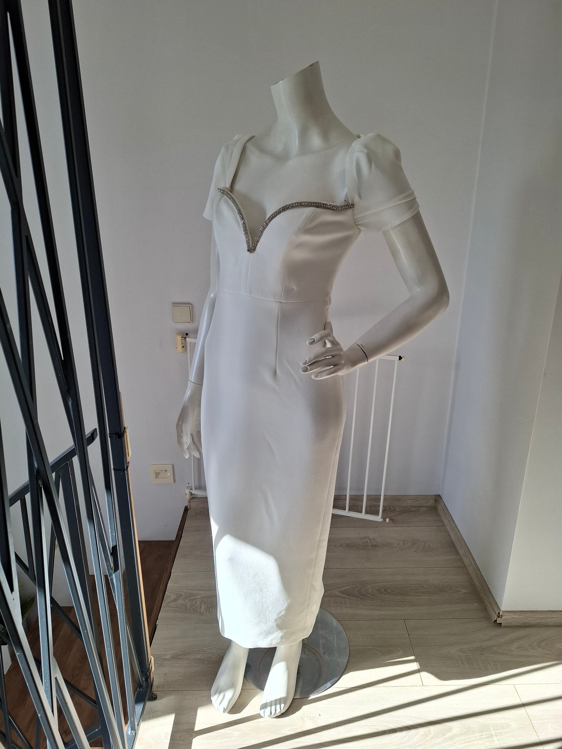 New Self-Portrait White Crystal-Embellished Sweetheart Midi Dress S image 10
