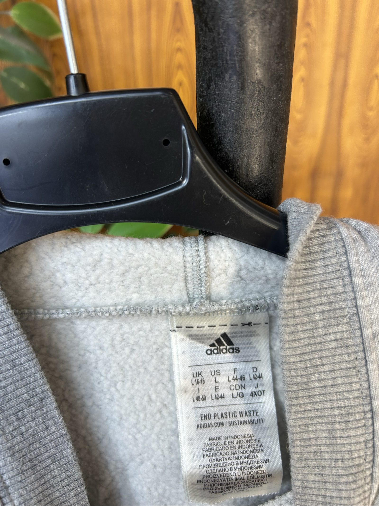 Adidas Grey & Black Cropped Hoodie Large Fleece Lined image 3