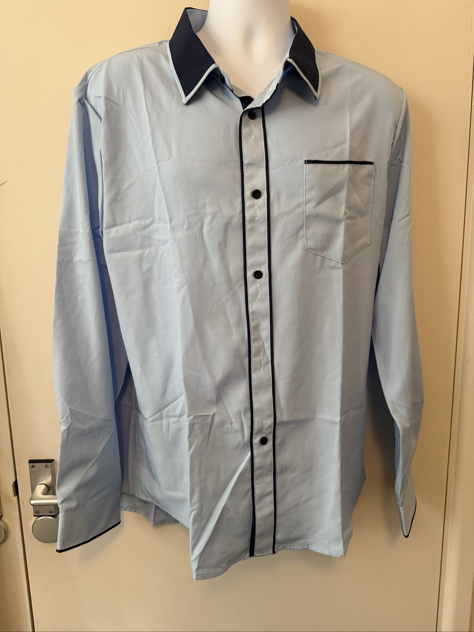 Unbranded Light Blue & Navy Contrast Trim Shirt XL 100% Polyester