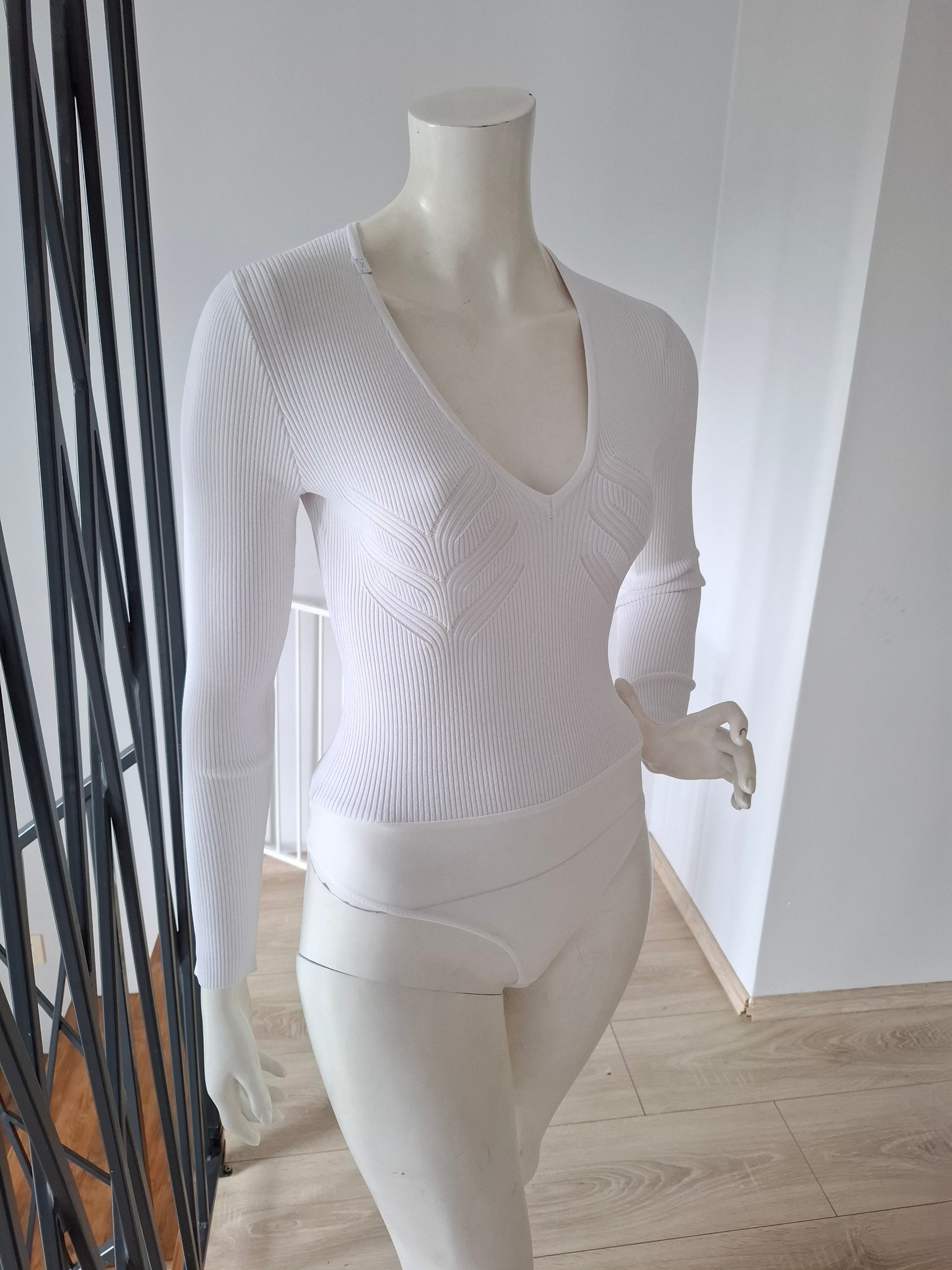 New Elisabetta Franchi White Ribbed Knitted Bodysuit Size S image 10