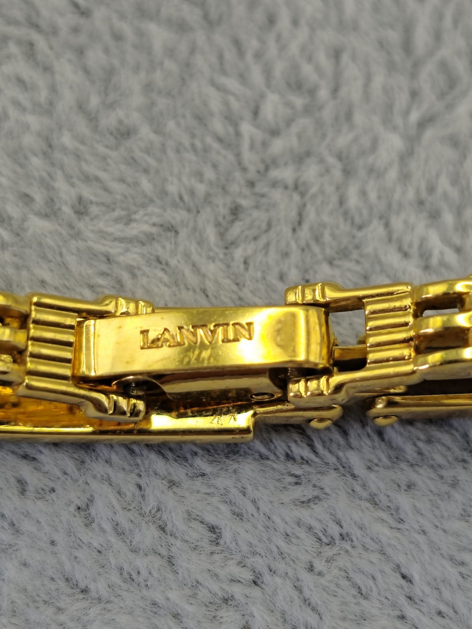 Lanvin Gold Tone Chain Link Bracelet Unisex image 3