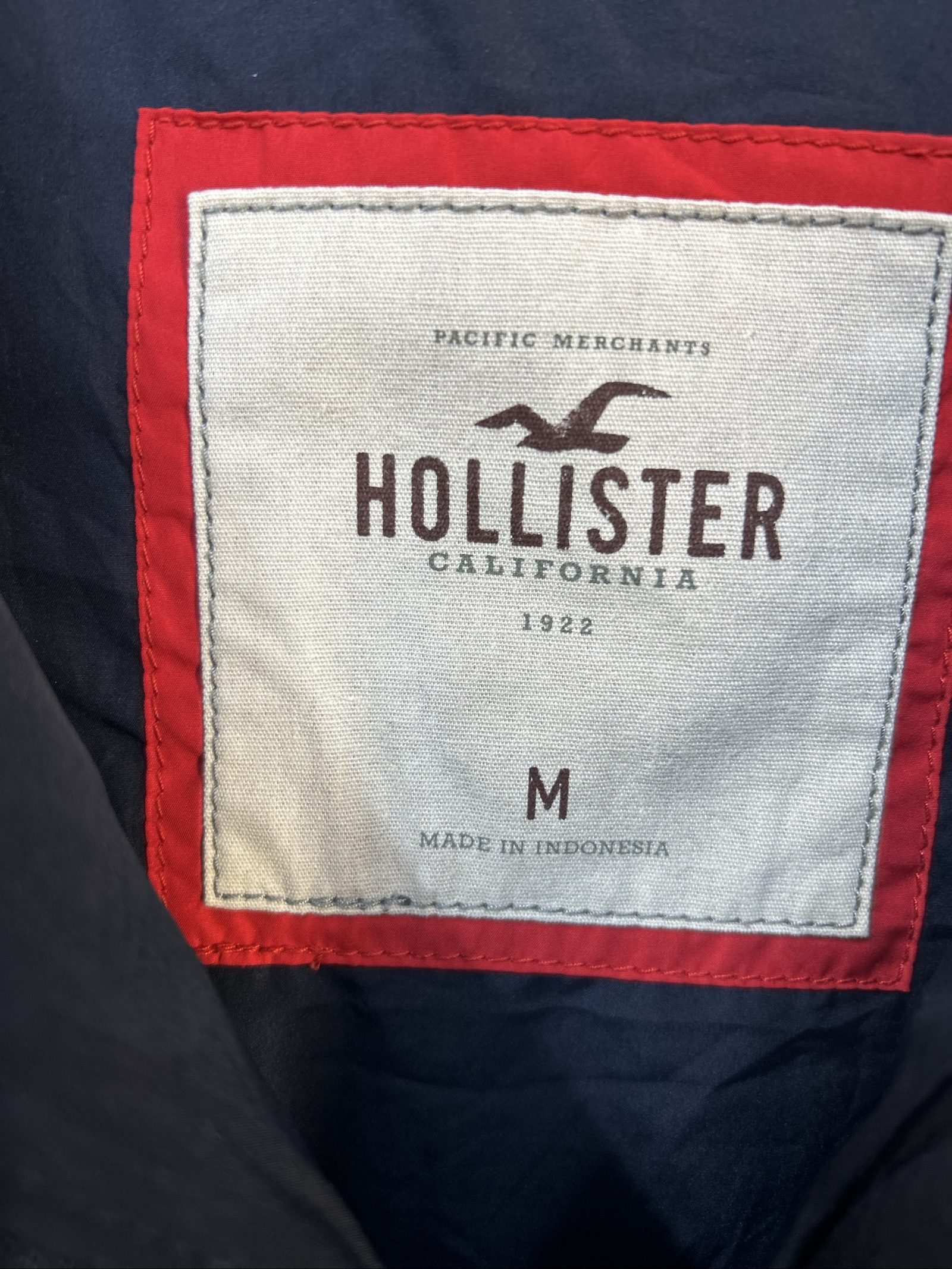 Hollister Navy Quilted Puffer Vest Medium image 3