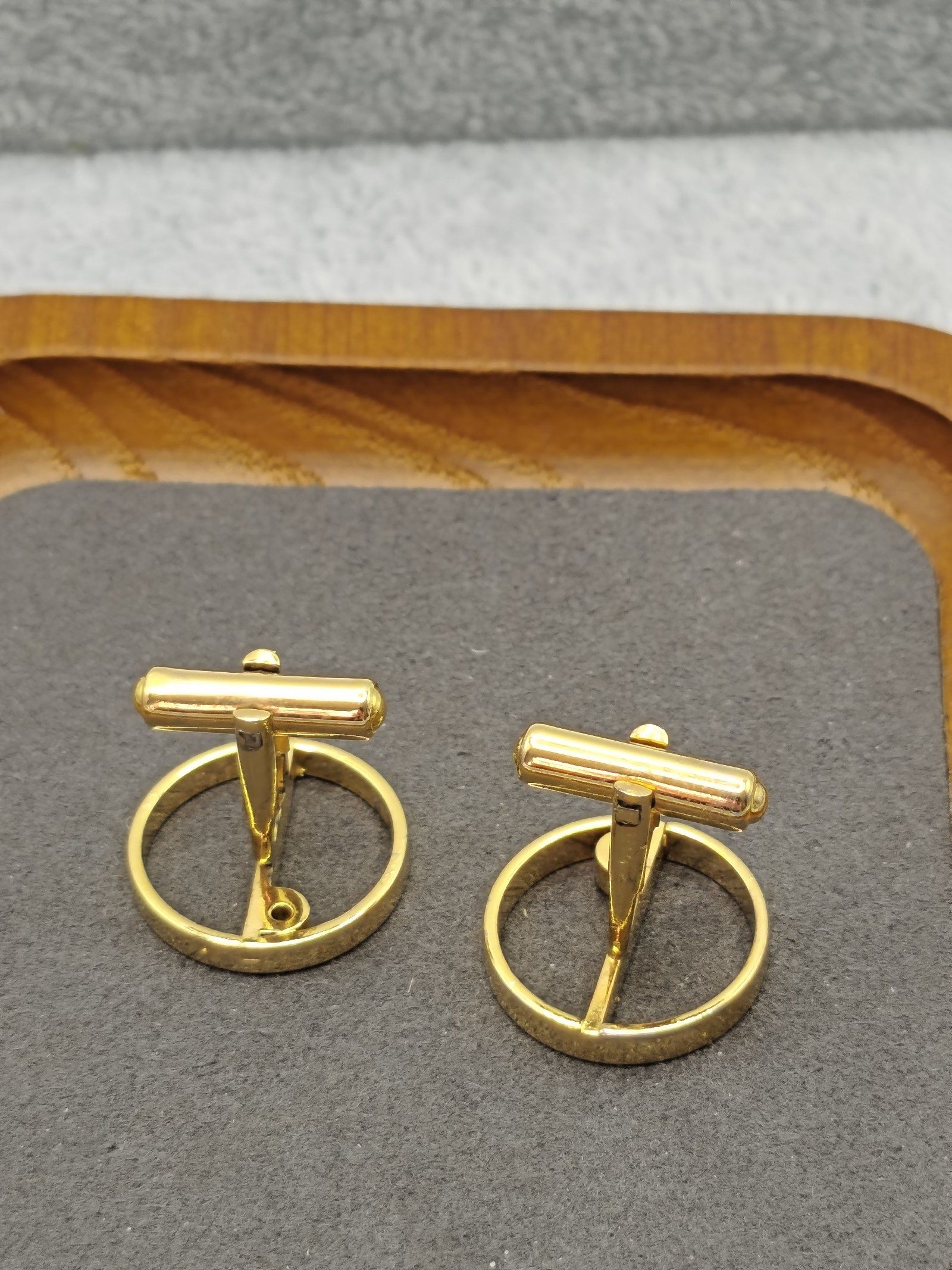 Dunhill Men's Gold Tone Round Cufflinks & Chain in Case image 7