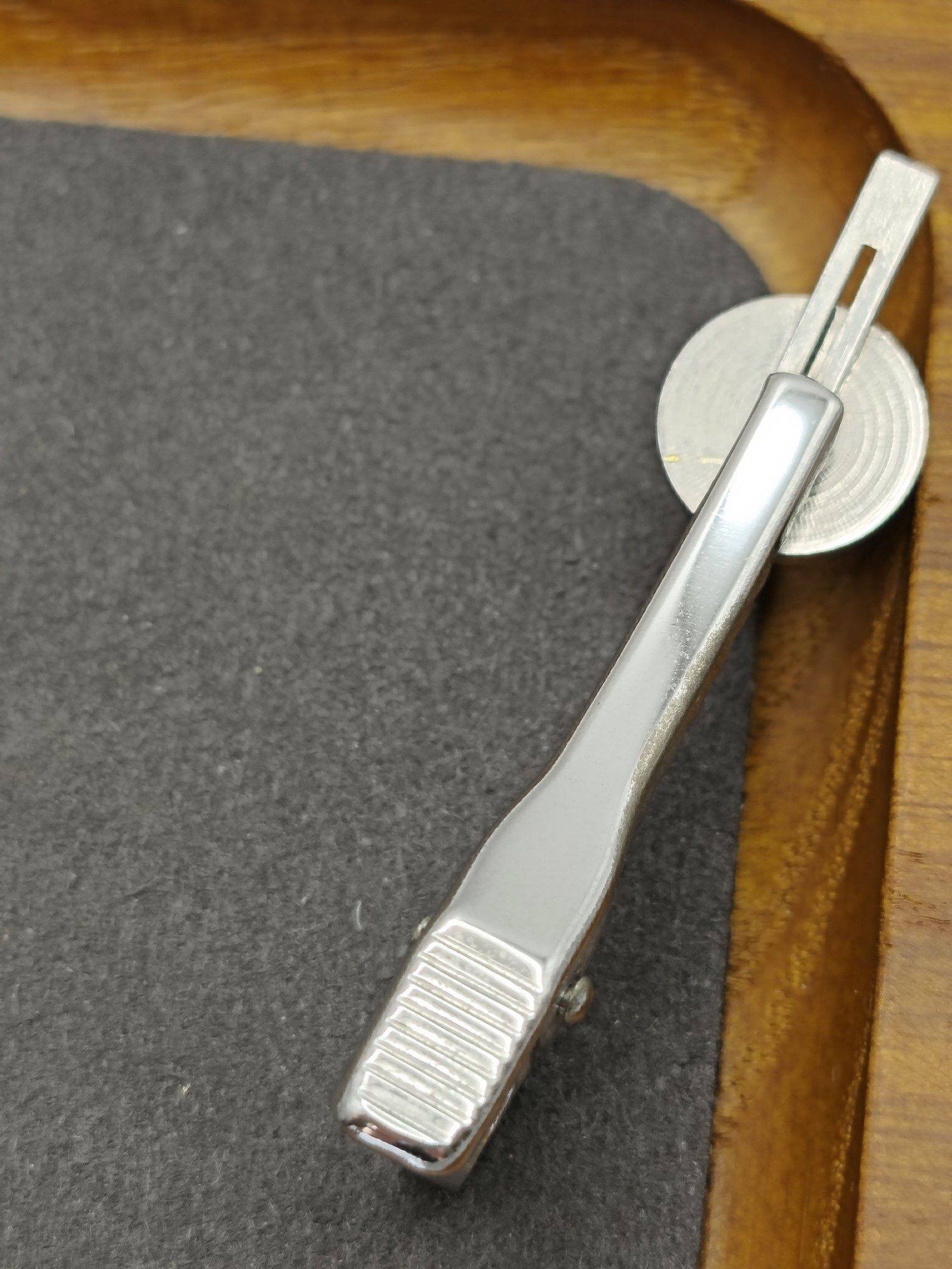 Pearl Silver Tone Men’s Tie Clip & Cufflinks Set image 5