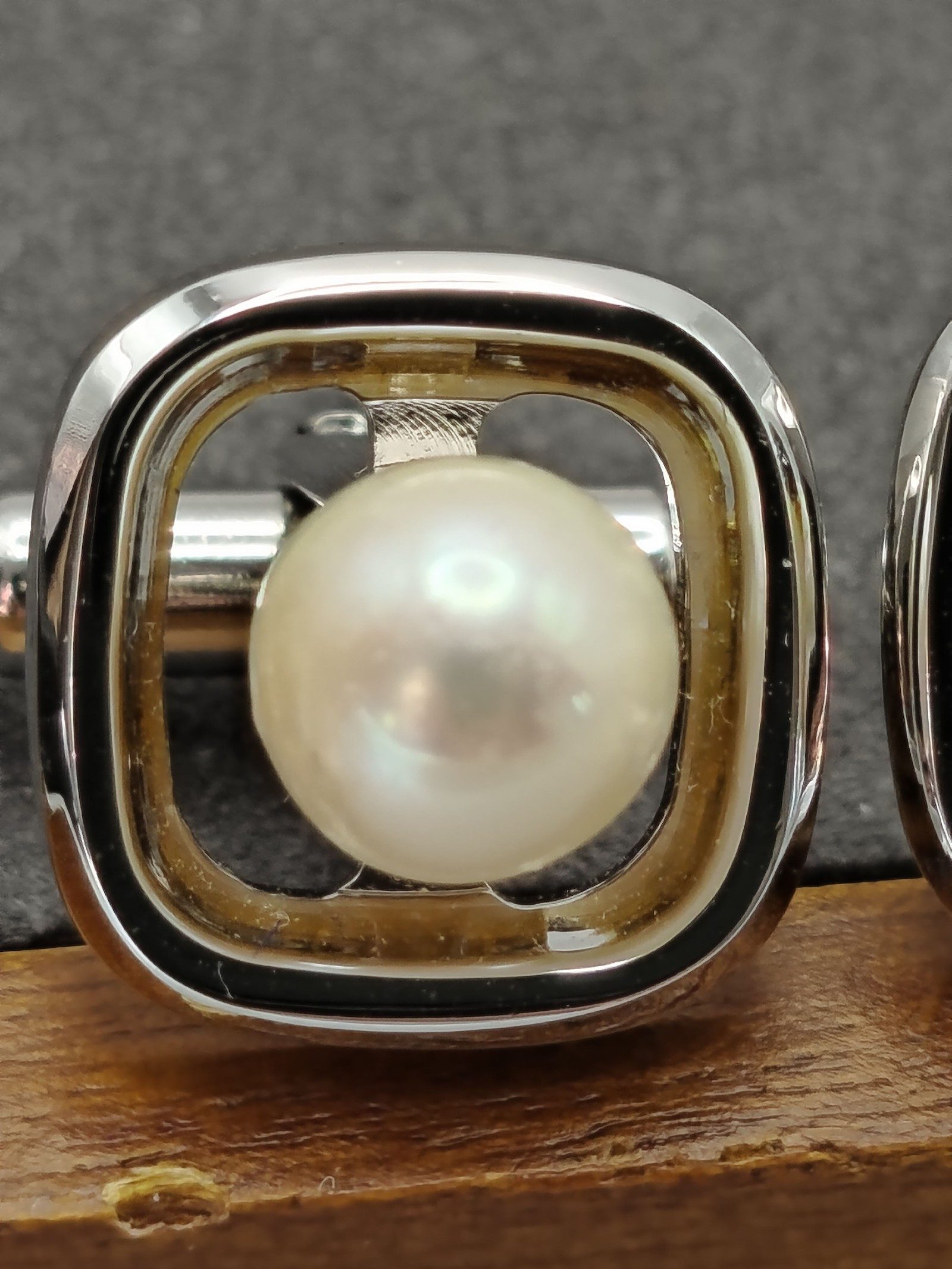 Pearl Silver Tone Men’s Tie Clip & Cufflinks Set image 8