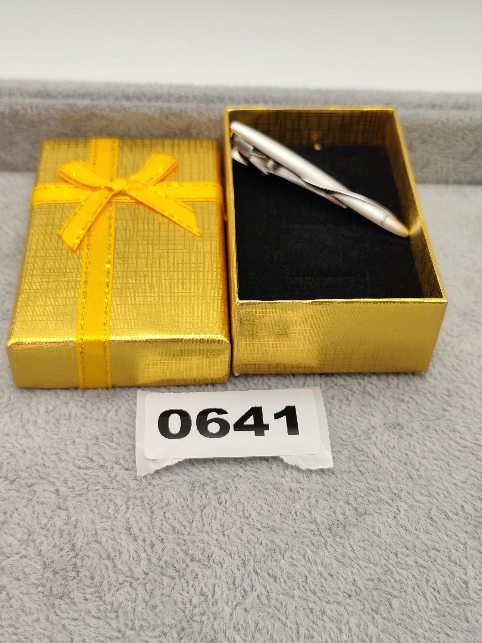 YSL Silver-tone Metal Twist Tie Clip