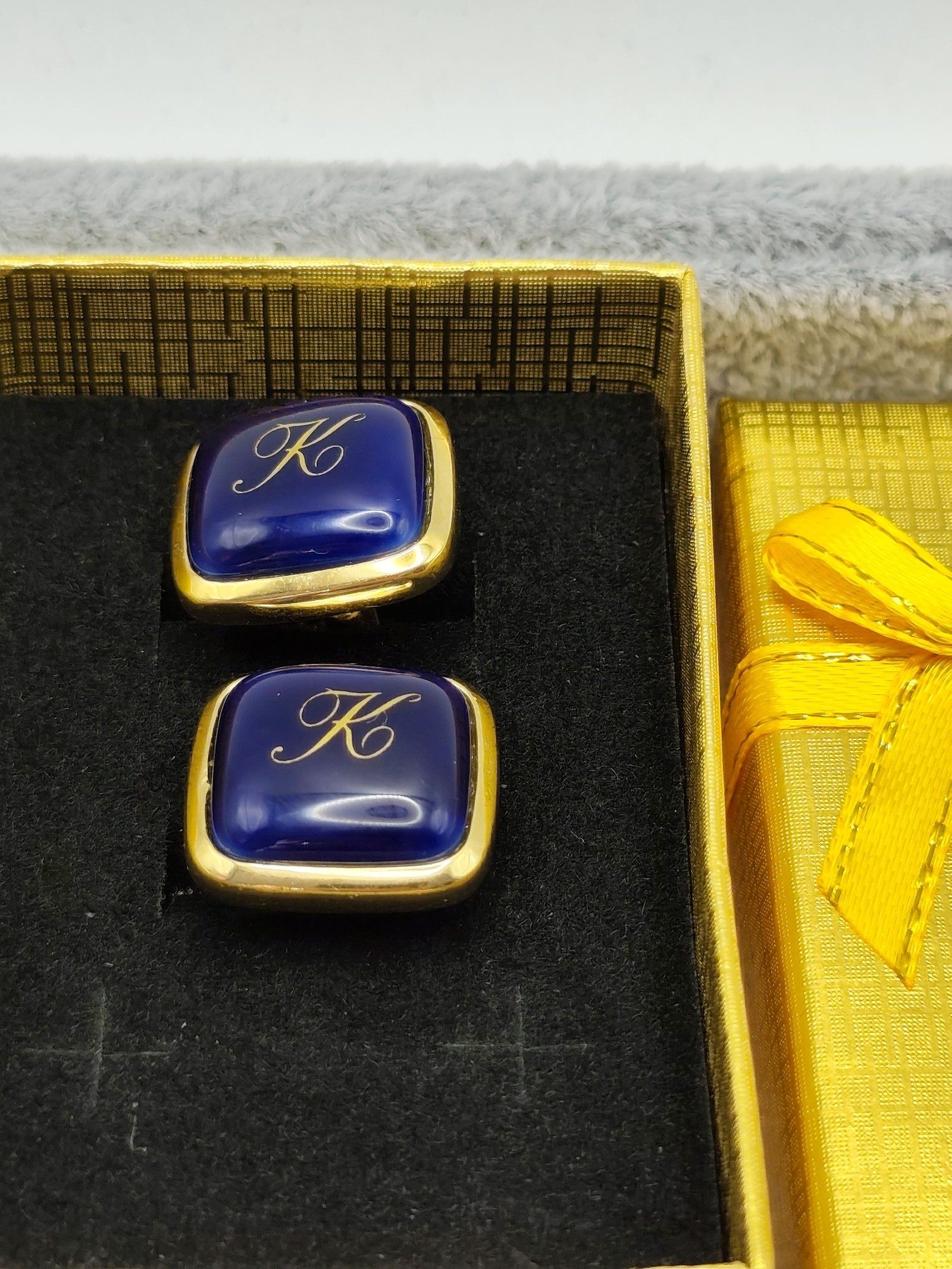 Sun Eagle Blue & Gold Men's Cufflinks with K Monogram image 2