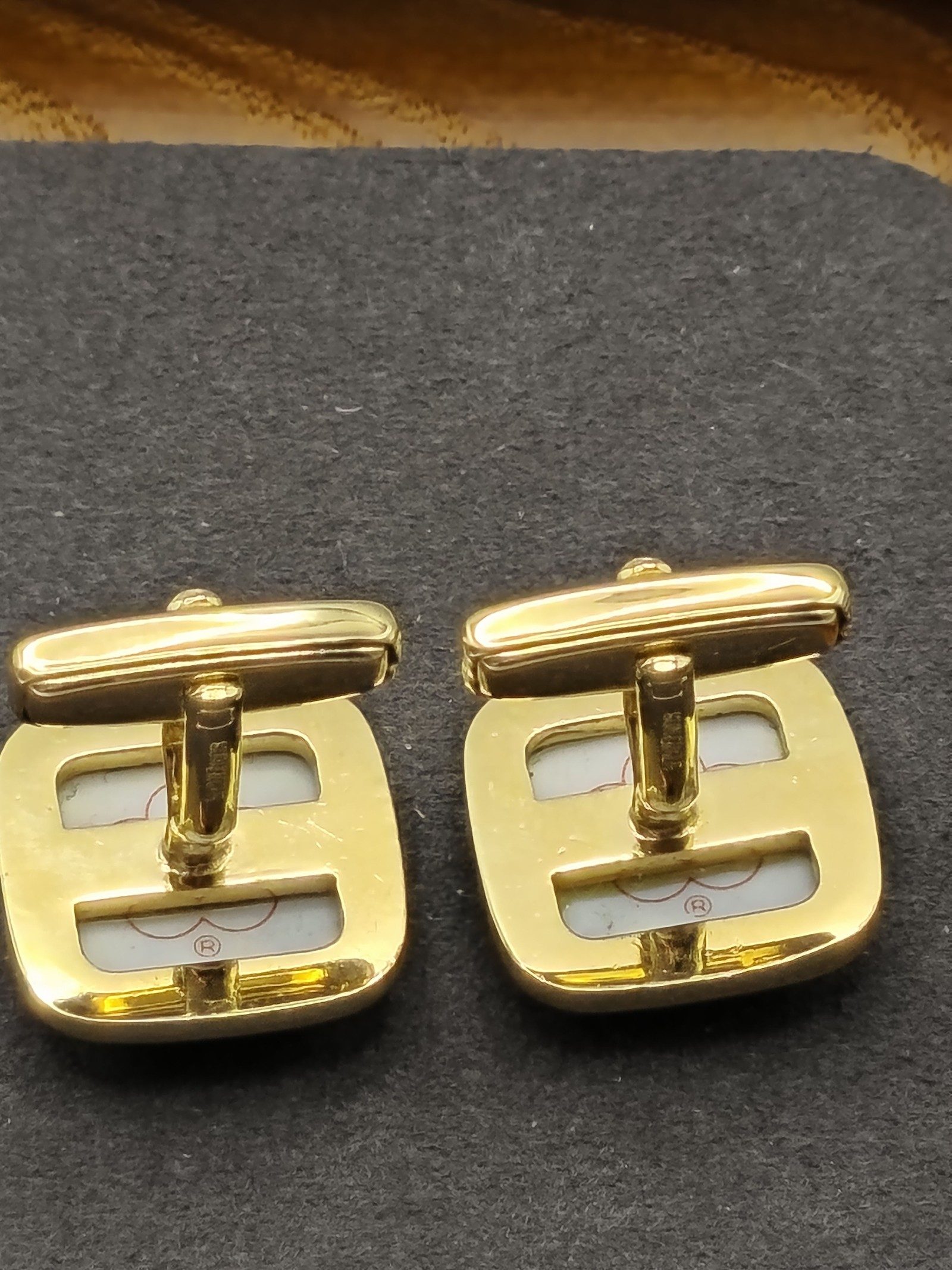 Sun Eagle Blue & Gold Men's Cufflinks with K Monogram image 7