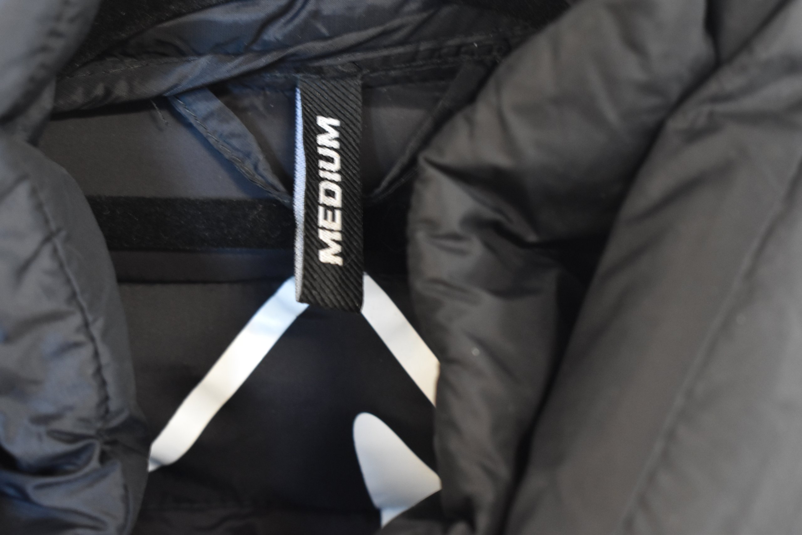 Superdry Black Puffer Jacket Medium Quilted Lightweight Coat image 3