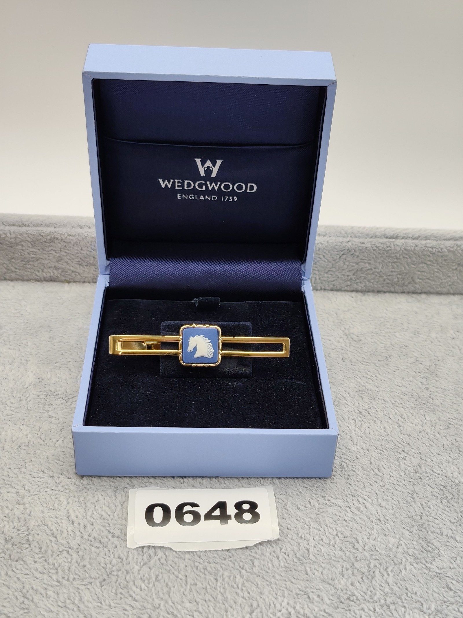 Wedgwood Blue & Gold Tone Horse Head Tie Bar