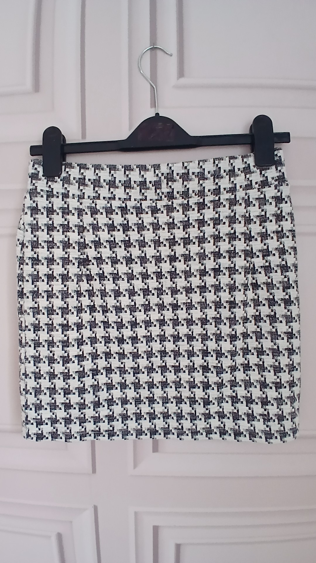 ASOS Women's Black & White Houndstooth Cotton Blend Mini Skirt UK 10 image 2