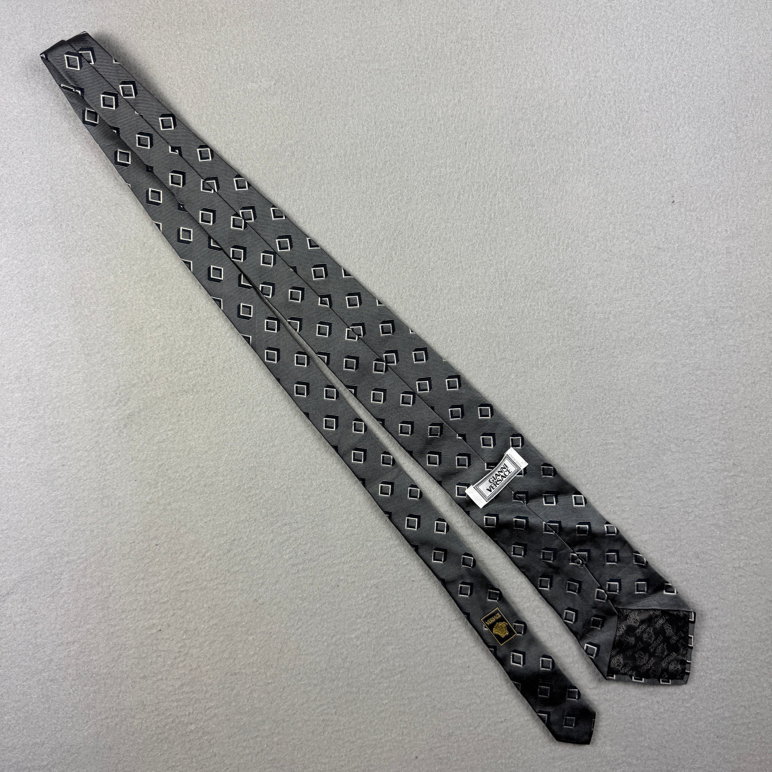Gianni Versace Grey Silk Tie One Size Geometric Pattern image 3