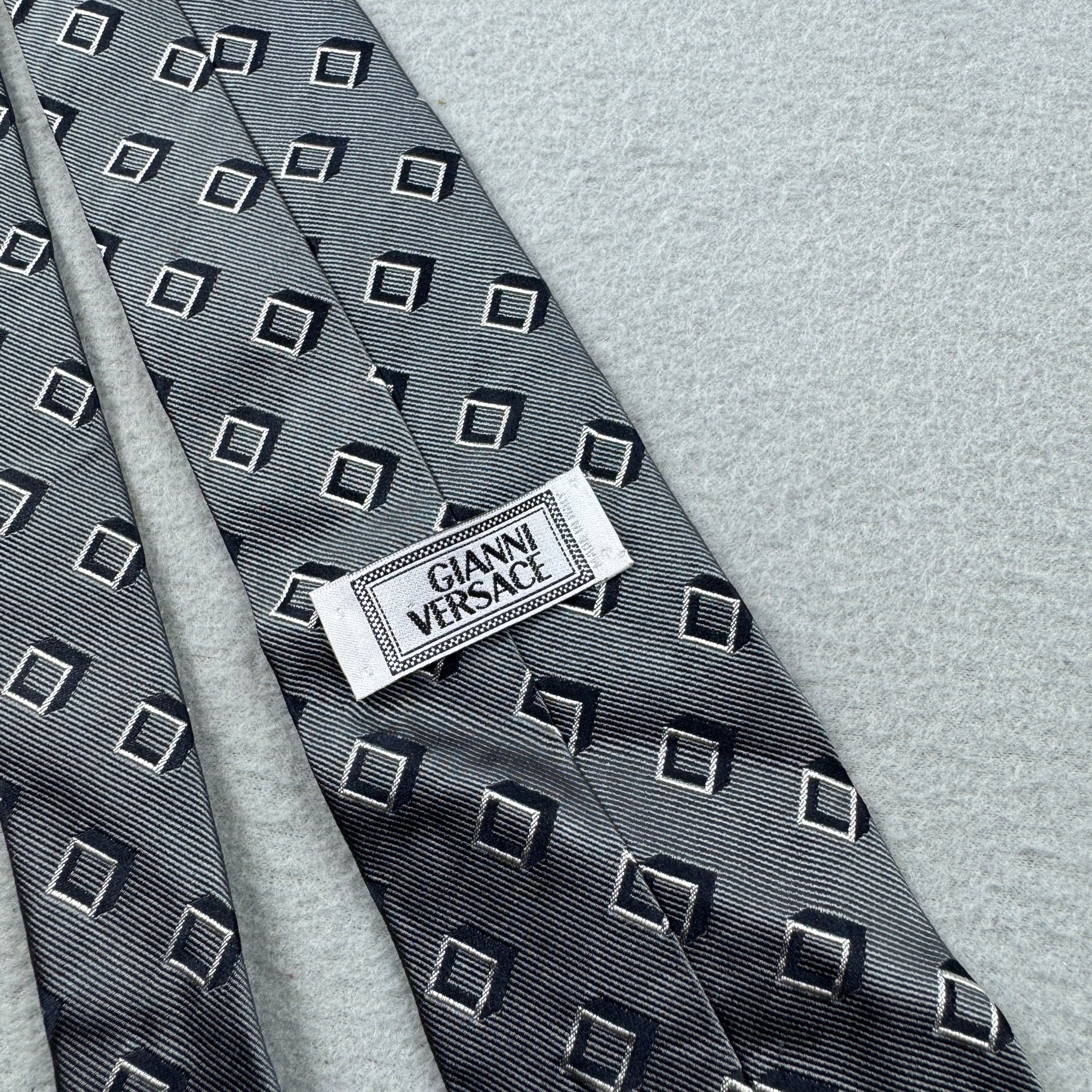 Gianni Versace Grey Silk Tie One Size Geometric Pattern image 5
