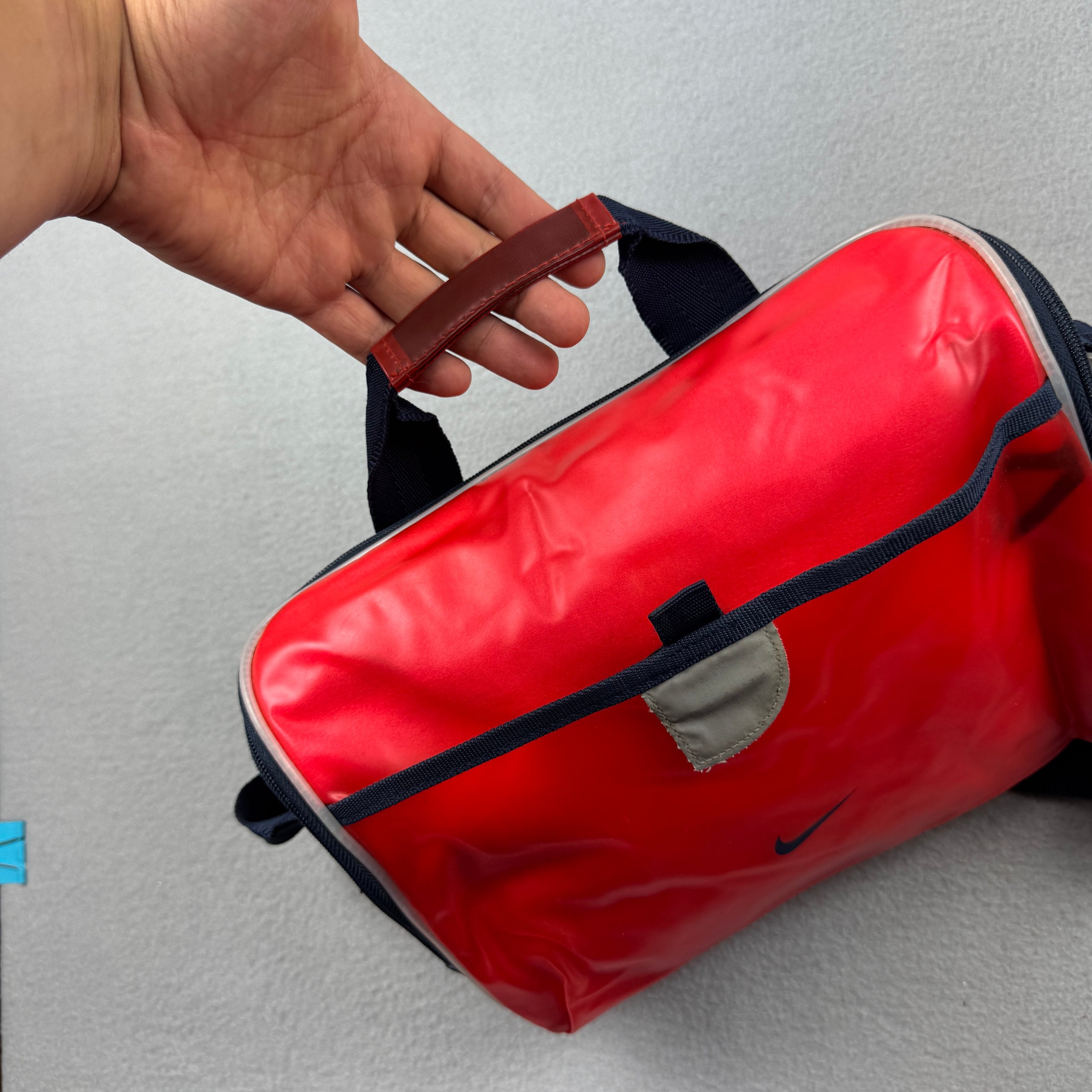 Vintage Nike Red Shoulder Bag Сooler Bag Messender image 4