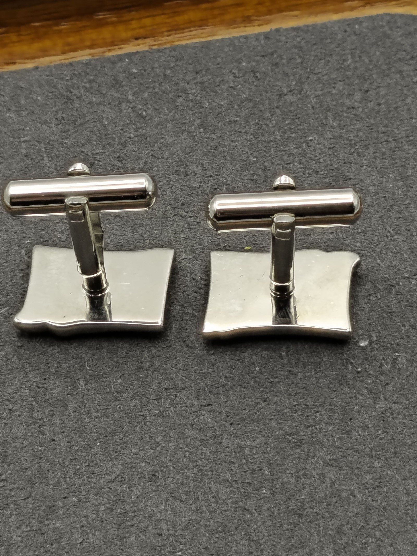U.P Renoma Gold & Silver Tone Cufflinks & Tie Clip Set image 6