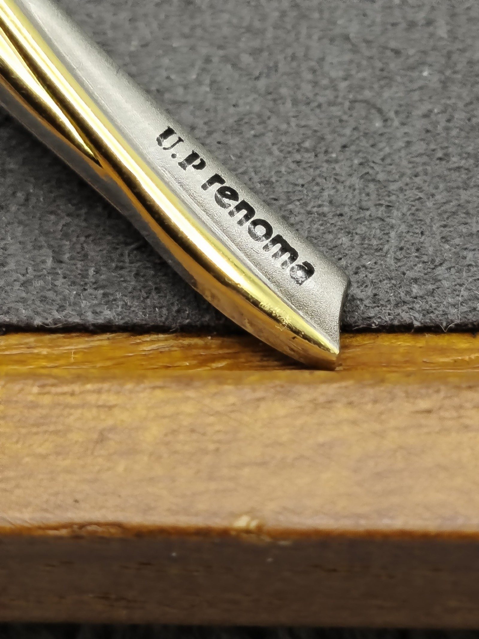 U.P Renoma Gold & Silver Tone Cufflinks & Tie Clip Set image 9