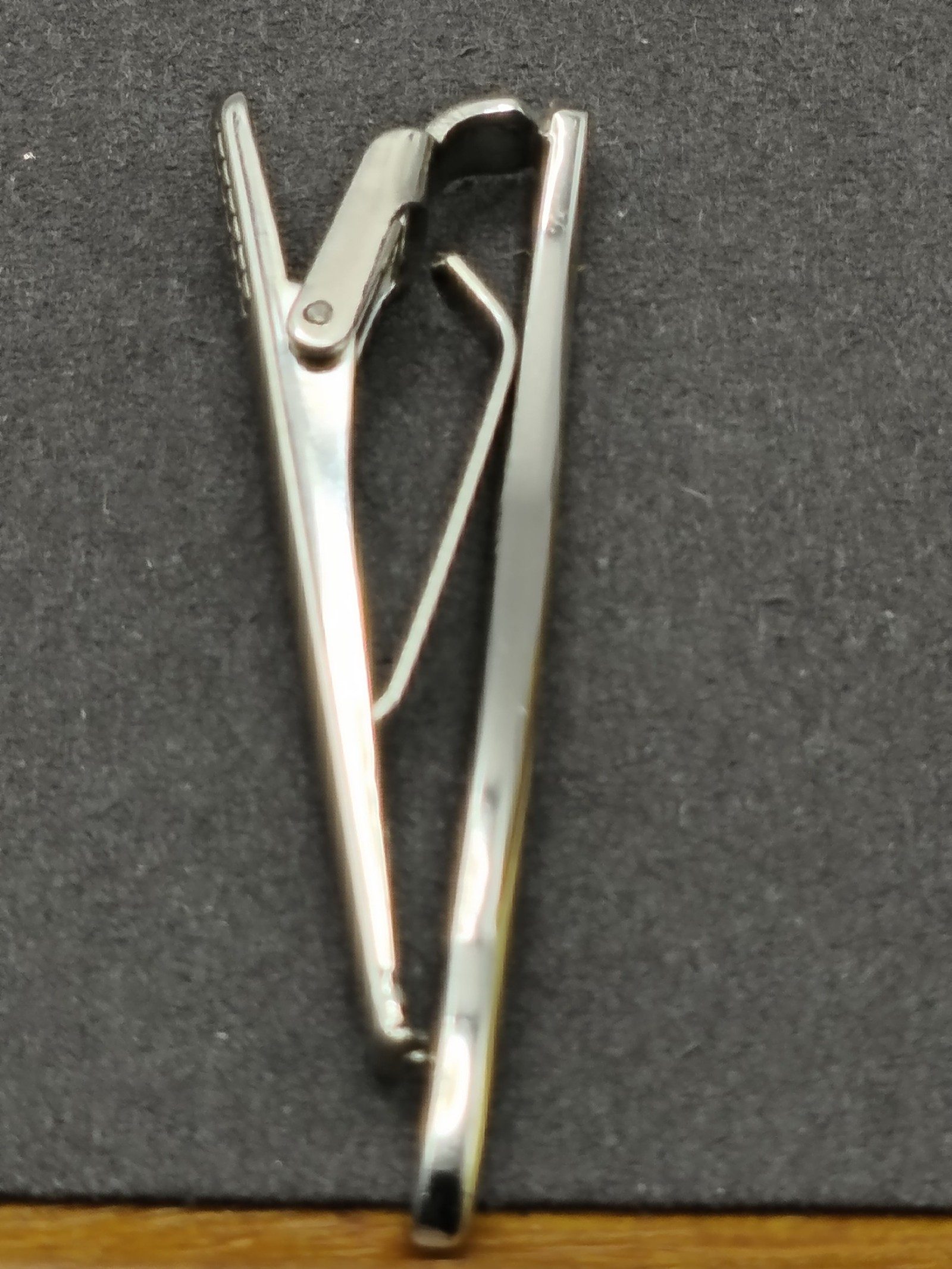 U.P Renoma Gold & Silver Tone Cufflinks & Tie Clip Set image 10