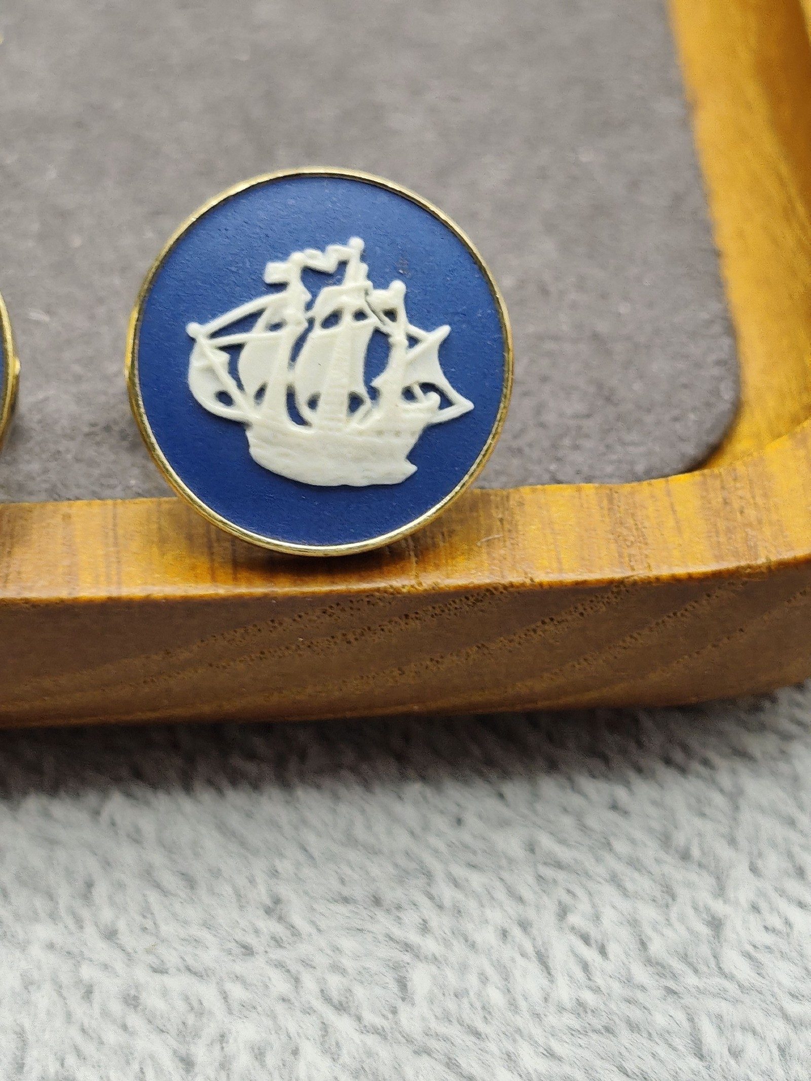 Wedgwood Blue & White Ship Jasperware Cufflinks in Box image 5