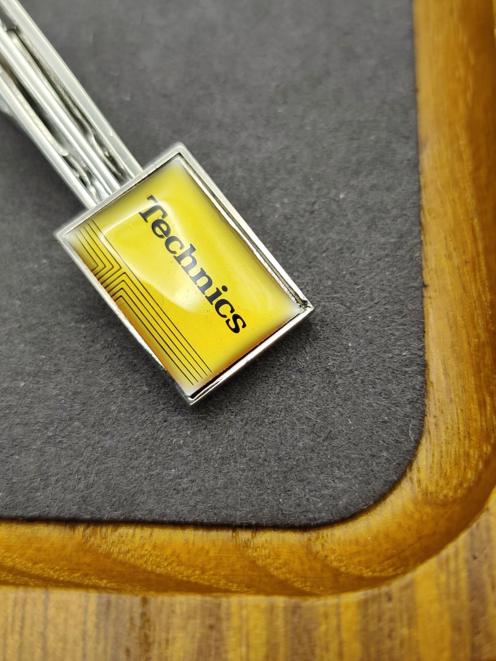 Technics Yellow & Silver Tie Clip & Cufflinks Set image 5