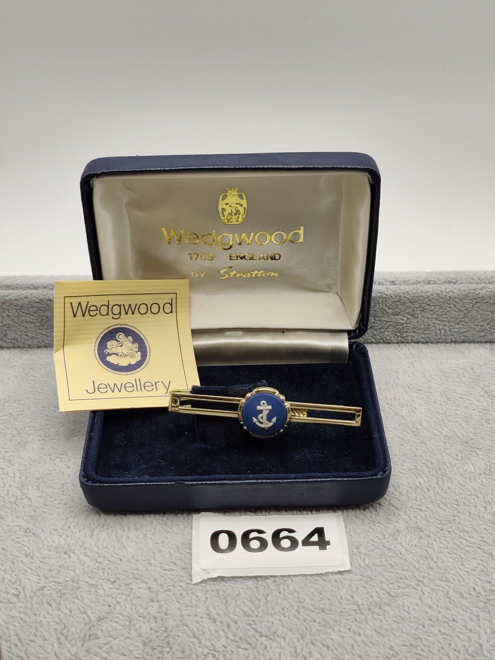 Wedgwood Blue & Gold Anchor Tie Clip in Case