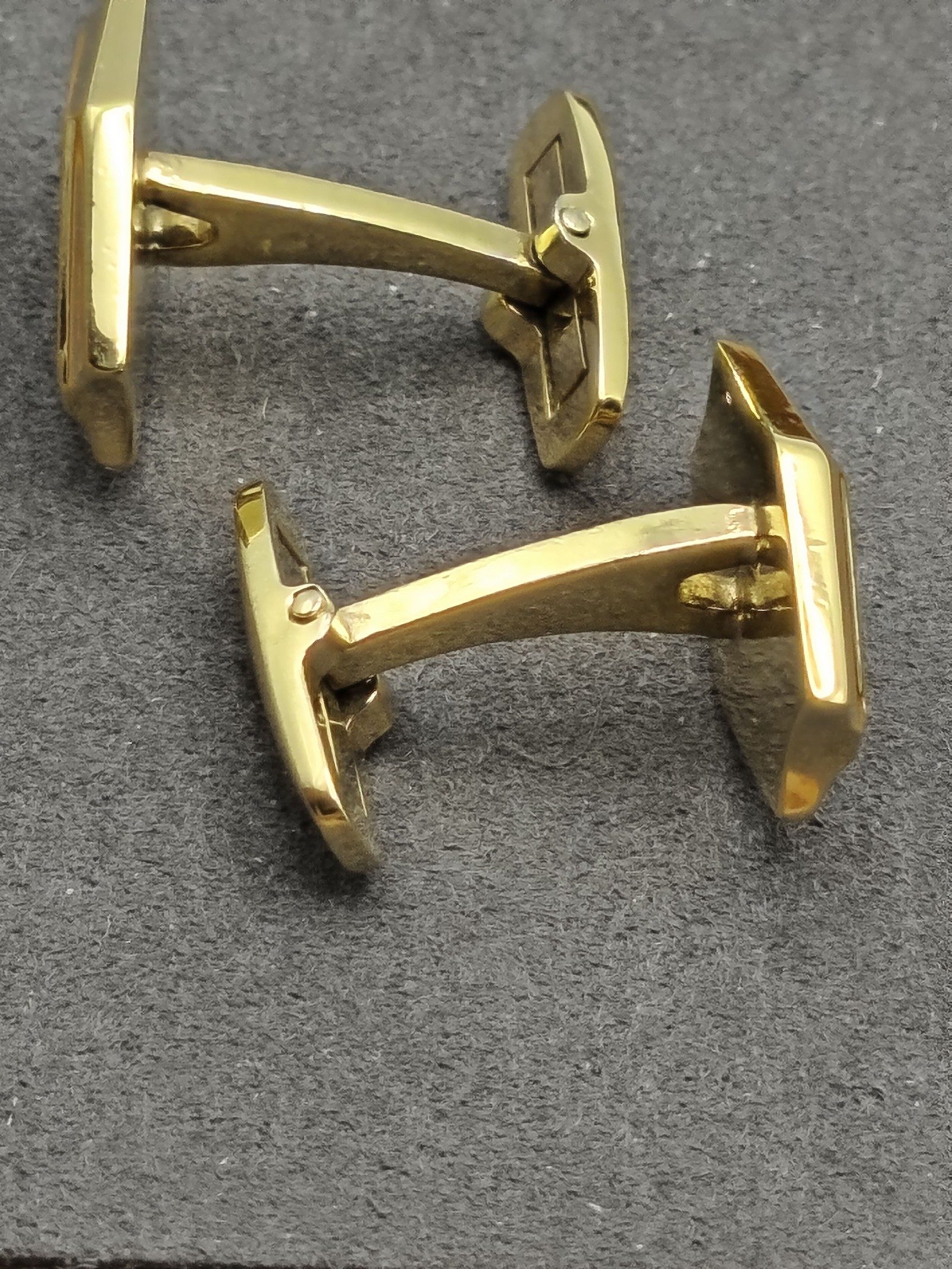 Yves Saint Laurent Gold & Black Cufflinks & Tie Clip Set image 10