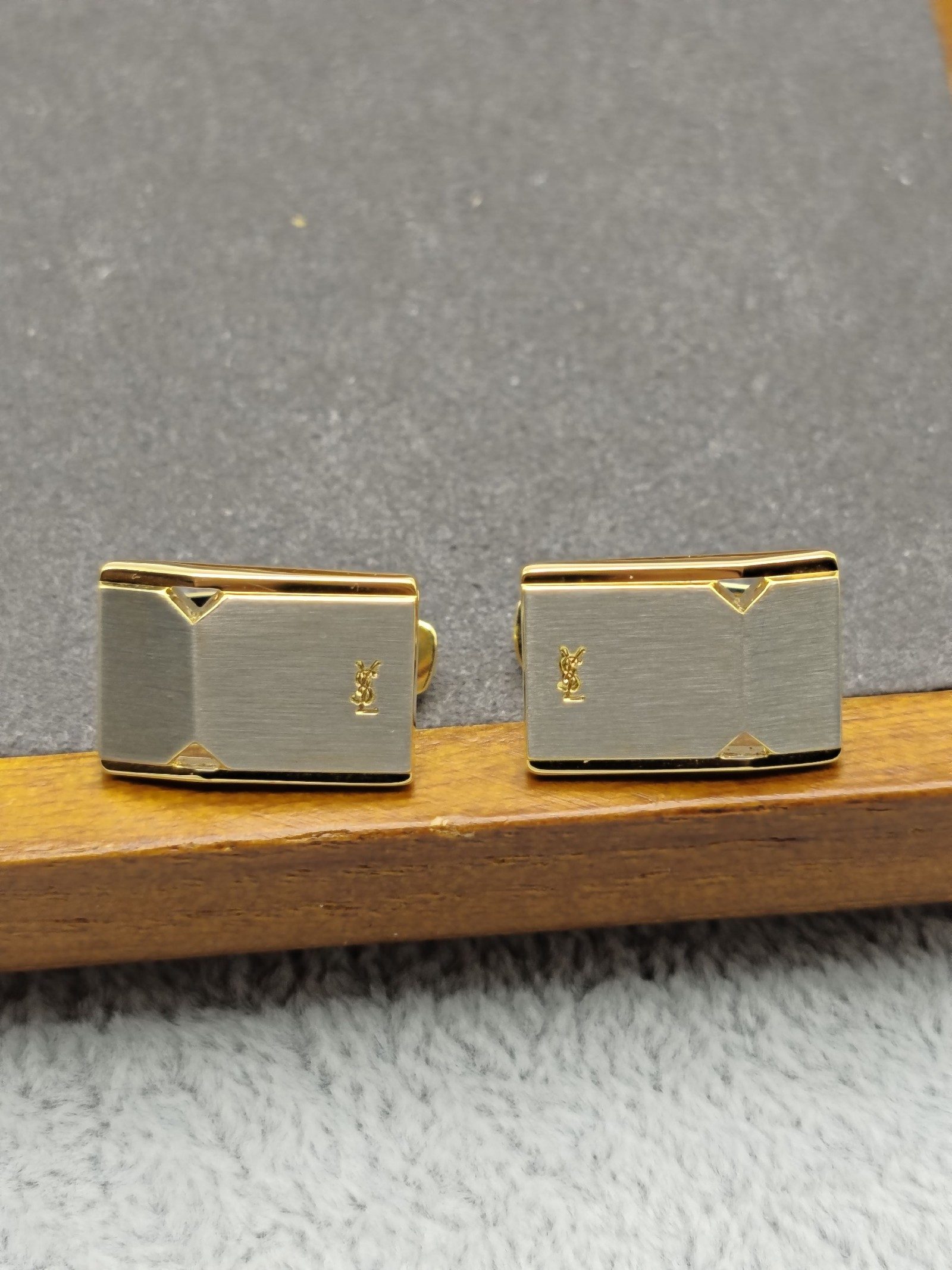 Yves Saint Laurent Gold & Silver Tie Clip & Cufflinks Set image 9