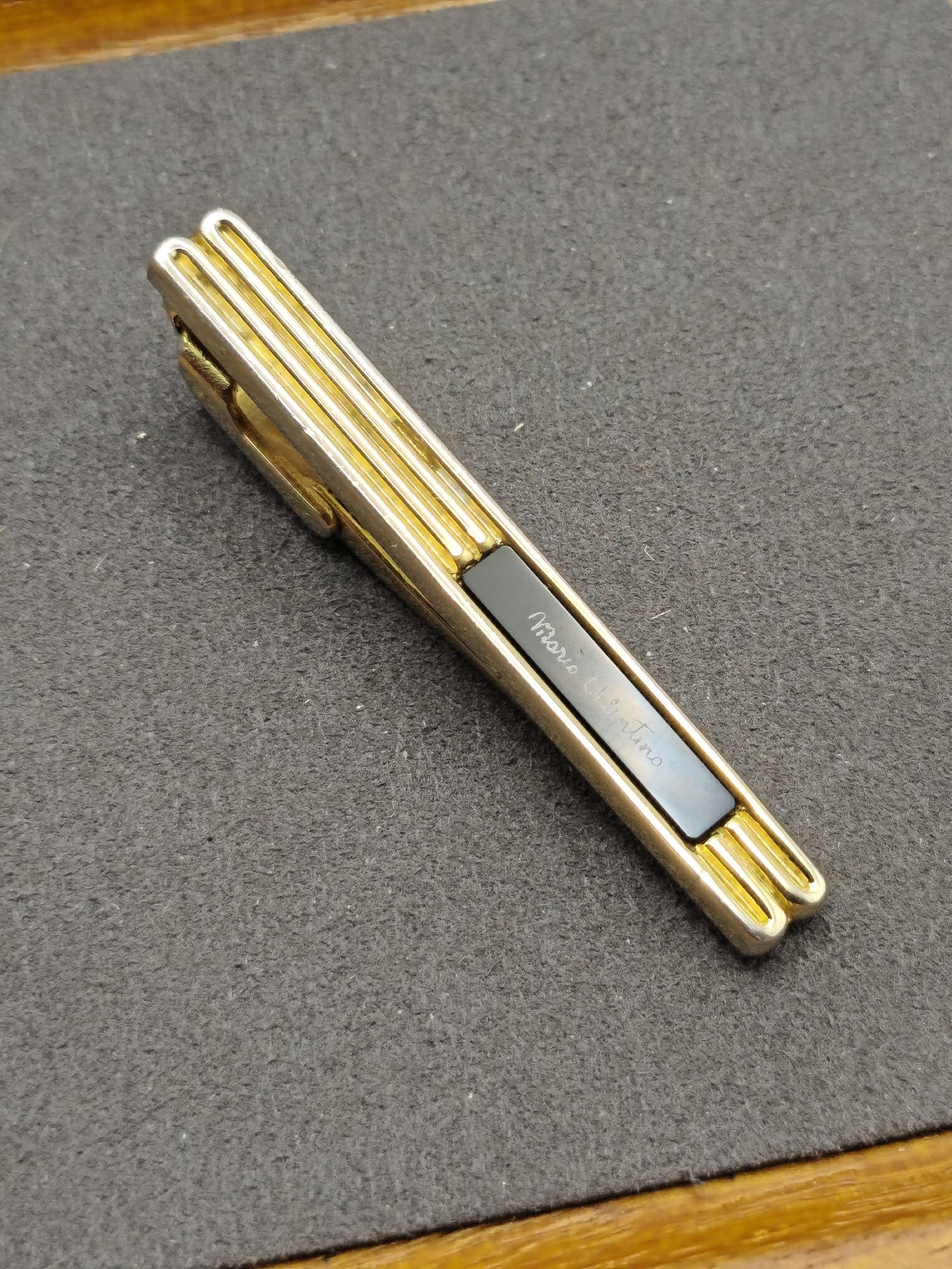 Mario Valentino Gold & Black Men's Tie Clip image 3