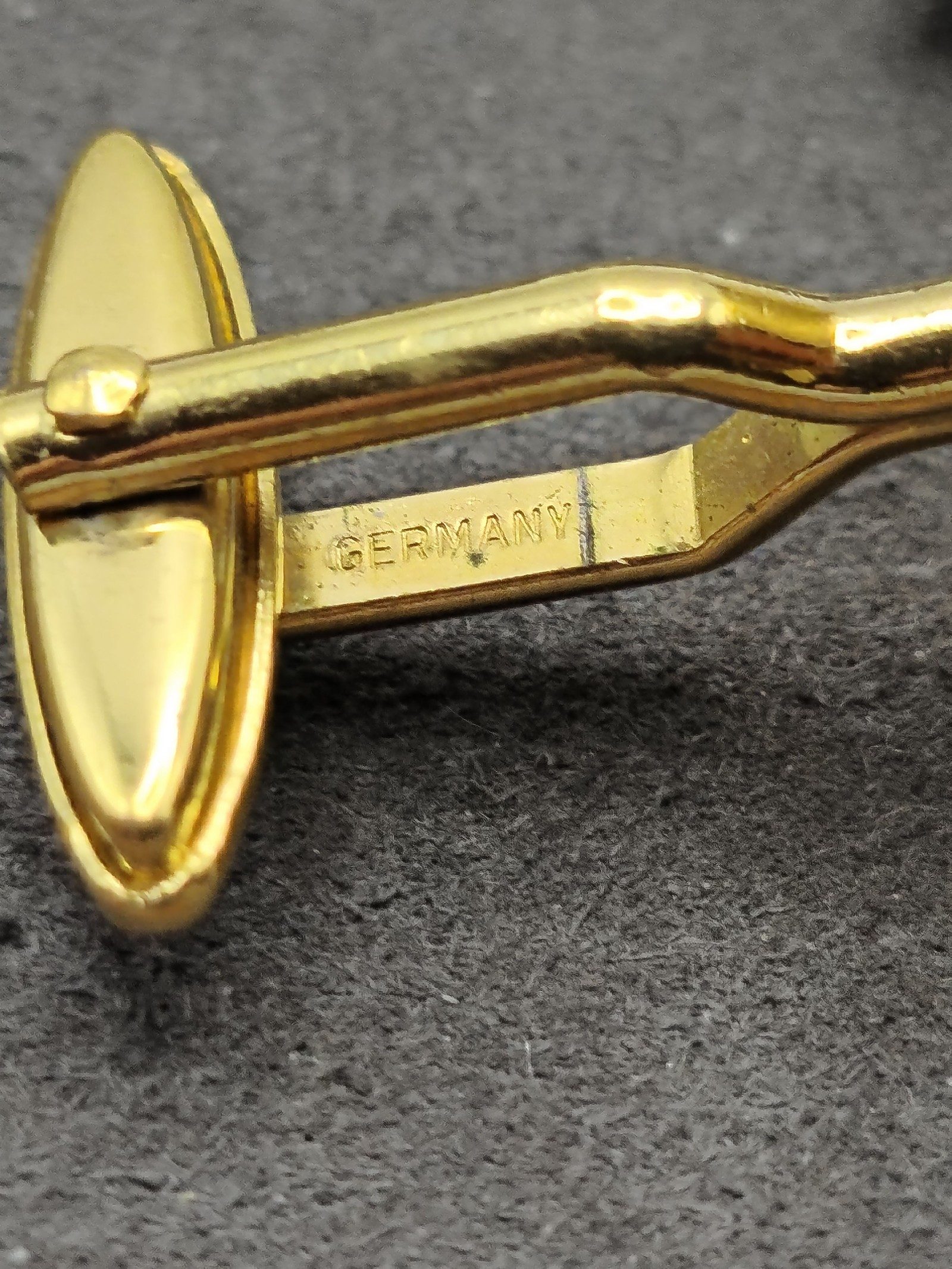 Lanvin Gold & White Square Statement cufflinks image 8