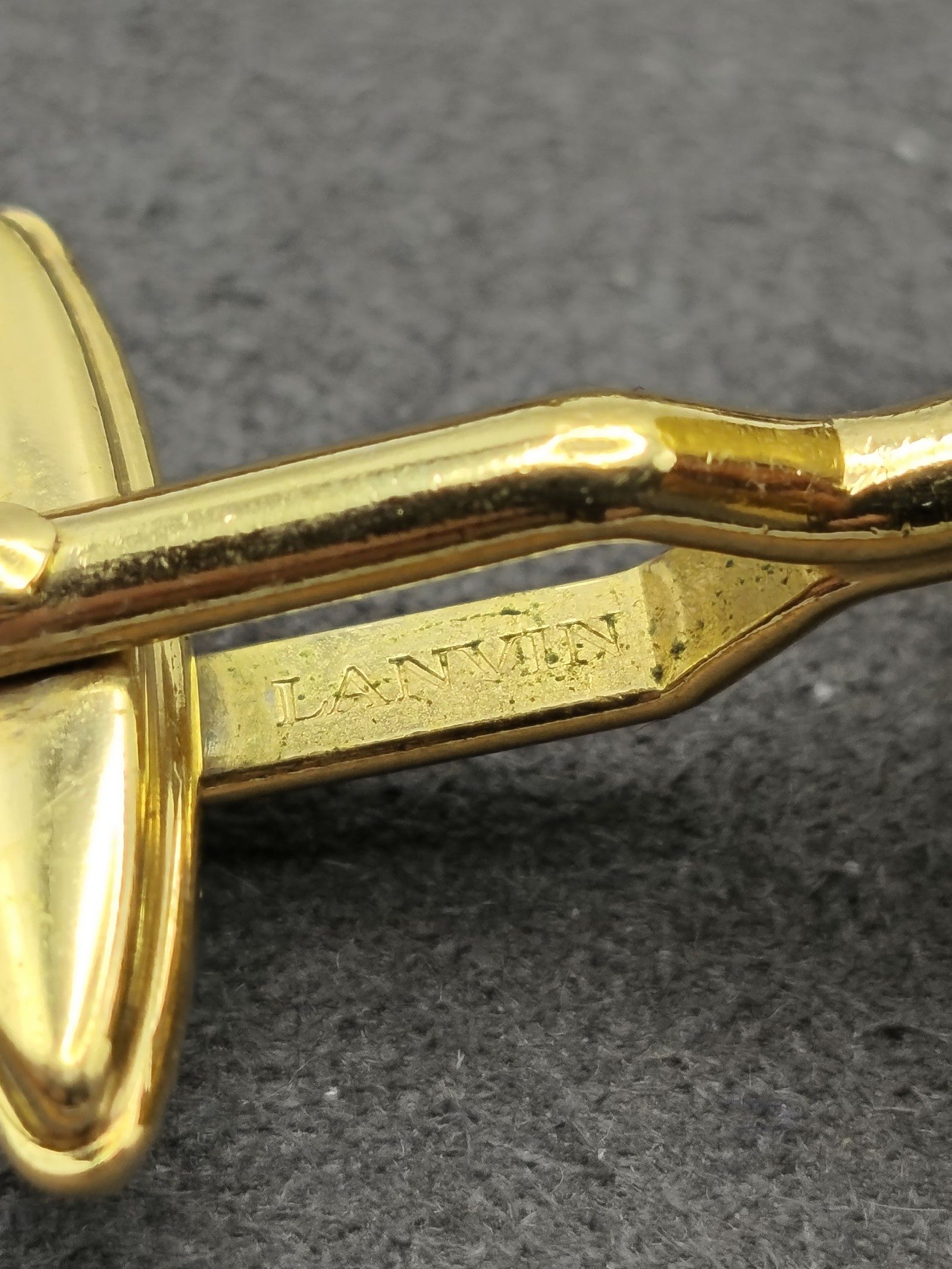 Lanvin Gold & White Square Statement cufflinks image 9