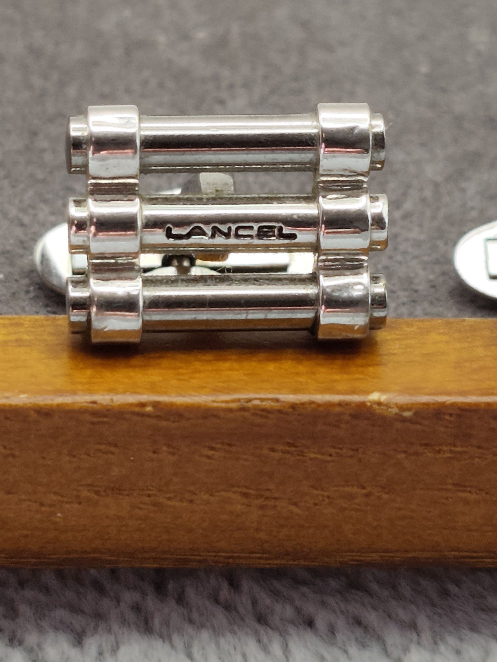 Lancel Silver Tone Men's Cufflinks in Gift Box image 5