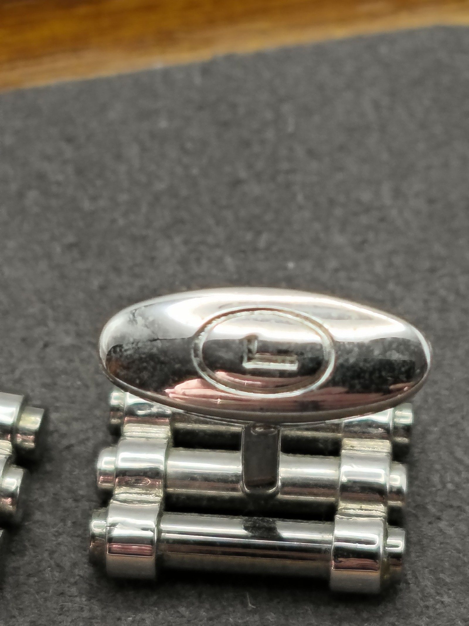 Lancel Silver Tone Men's Cufflinks in Gift Box image 7