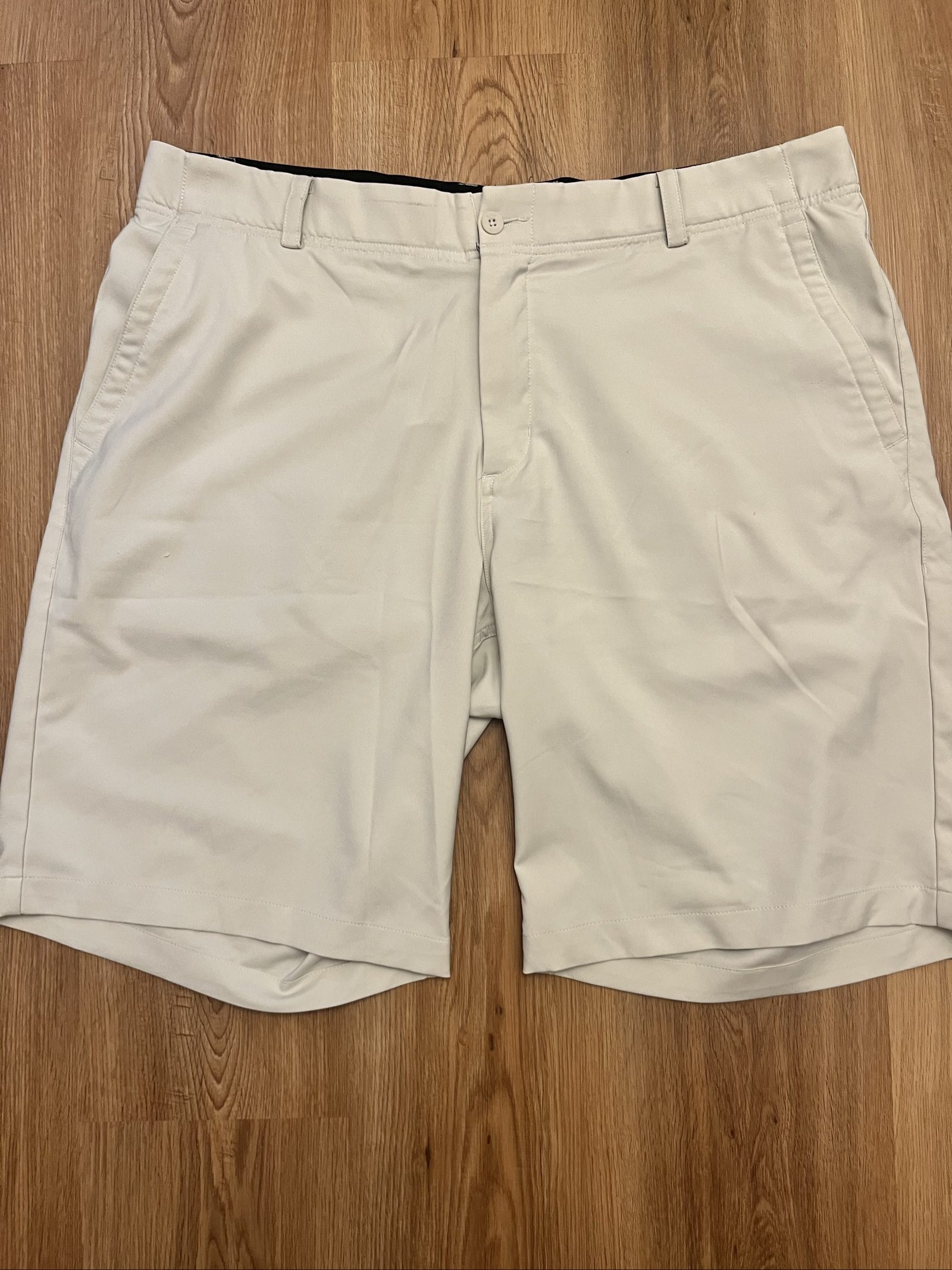 Nike Men Beige Dri-FIT Golf Shorts Size 38 image 2