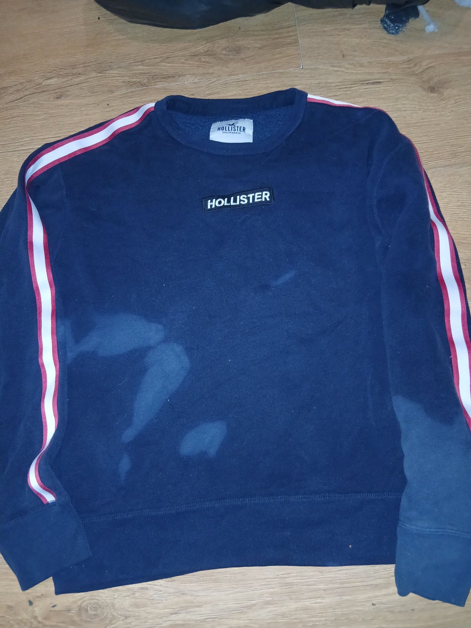 Hollister Navy & Red Stripe Crew Neck Sweatshirt Small