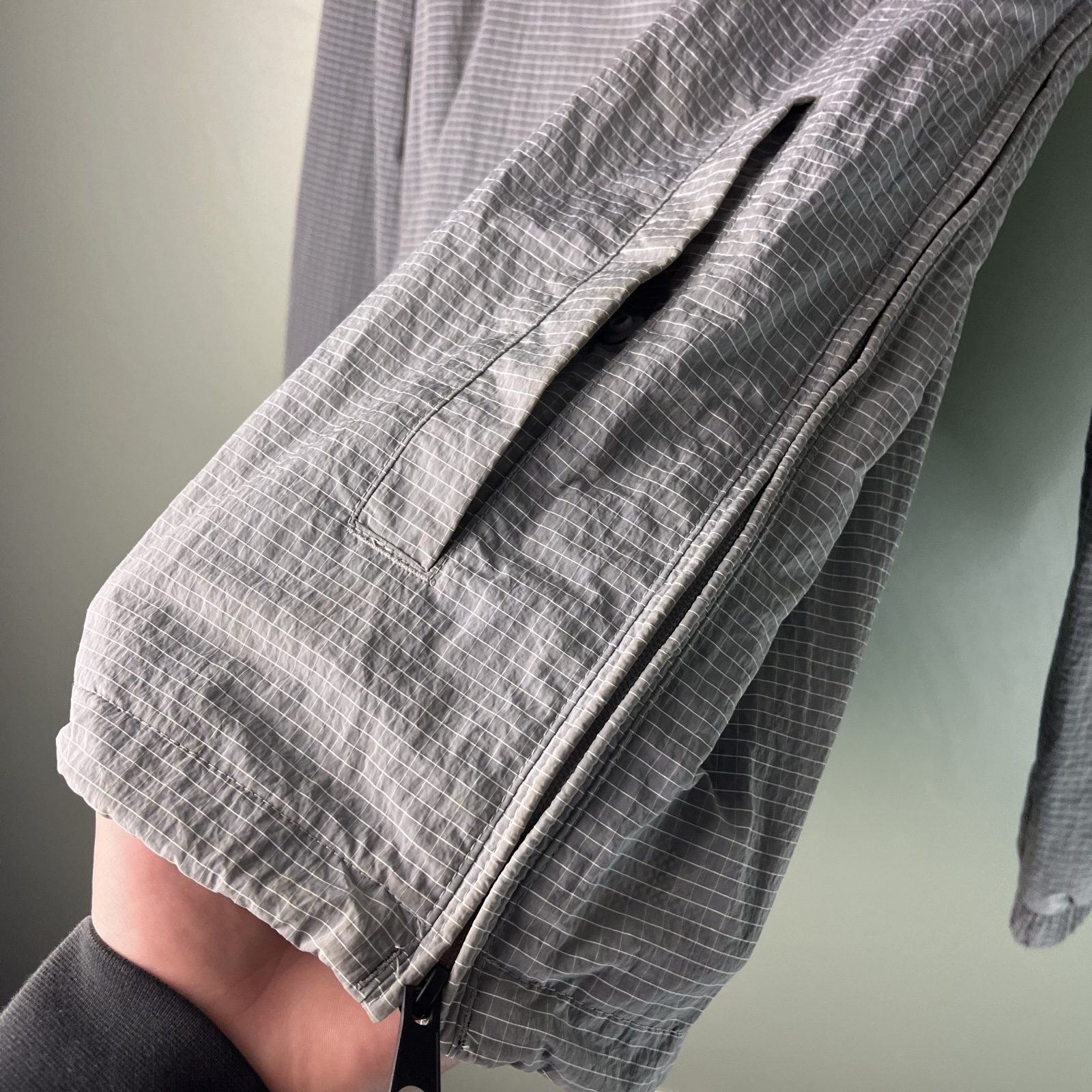 Napapijri Mesh lined Grey Checkered Windbreaker Jacket Hooded image 6