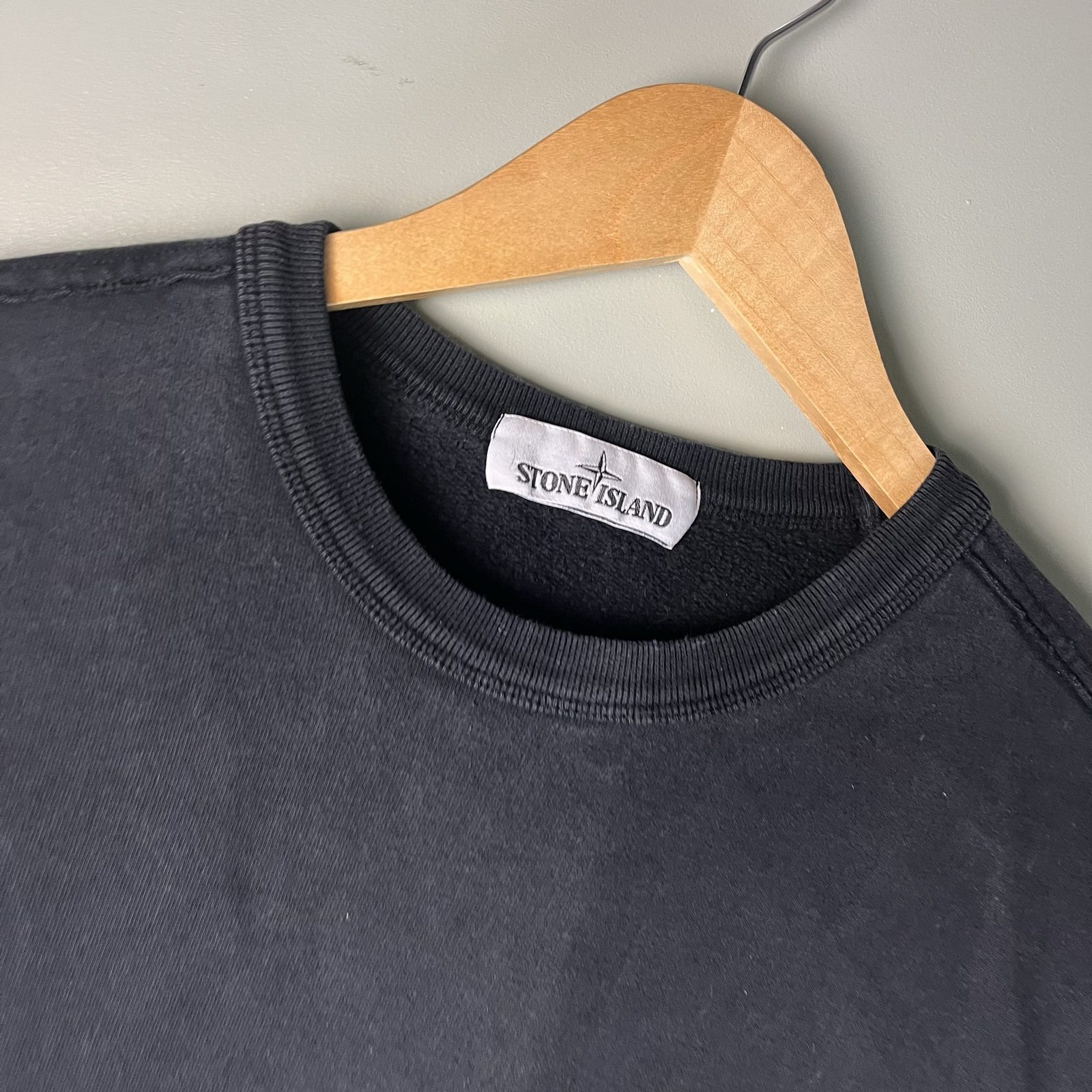 Stone Island Men Black Crew Neck Sweatshirt image 2