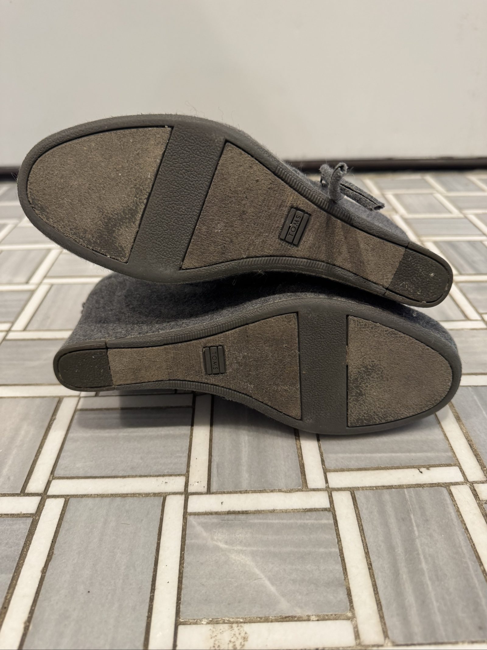 TOMS Grey Felt Wedge Ankle Boots US W 7.5 image 6
